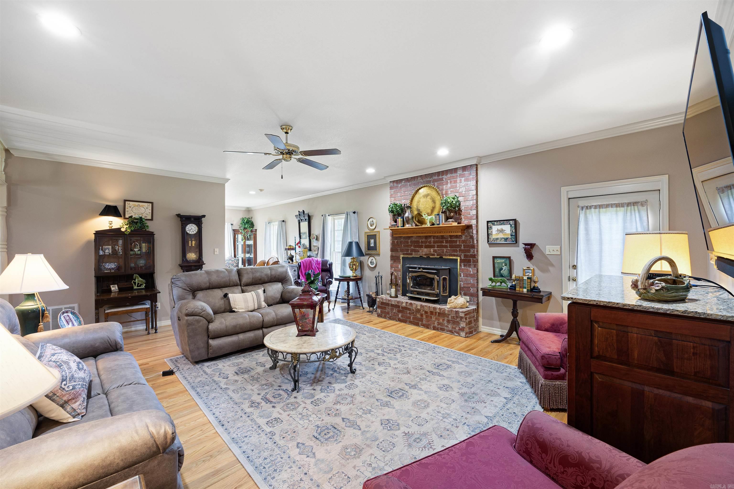 16036 E Us Highway 64  Atkins, AR