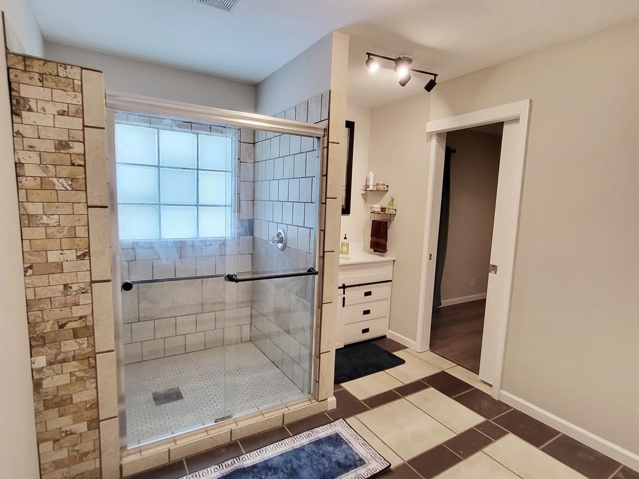 1483  County Road 304  Jonesboro, AR