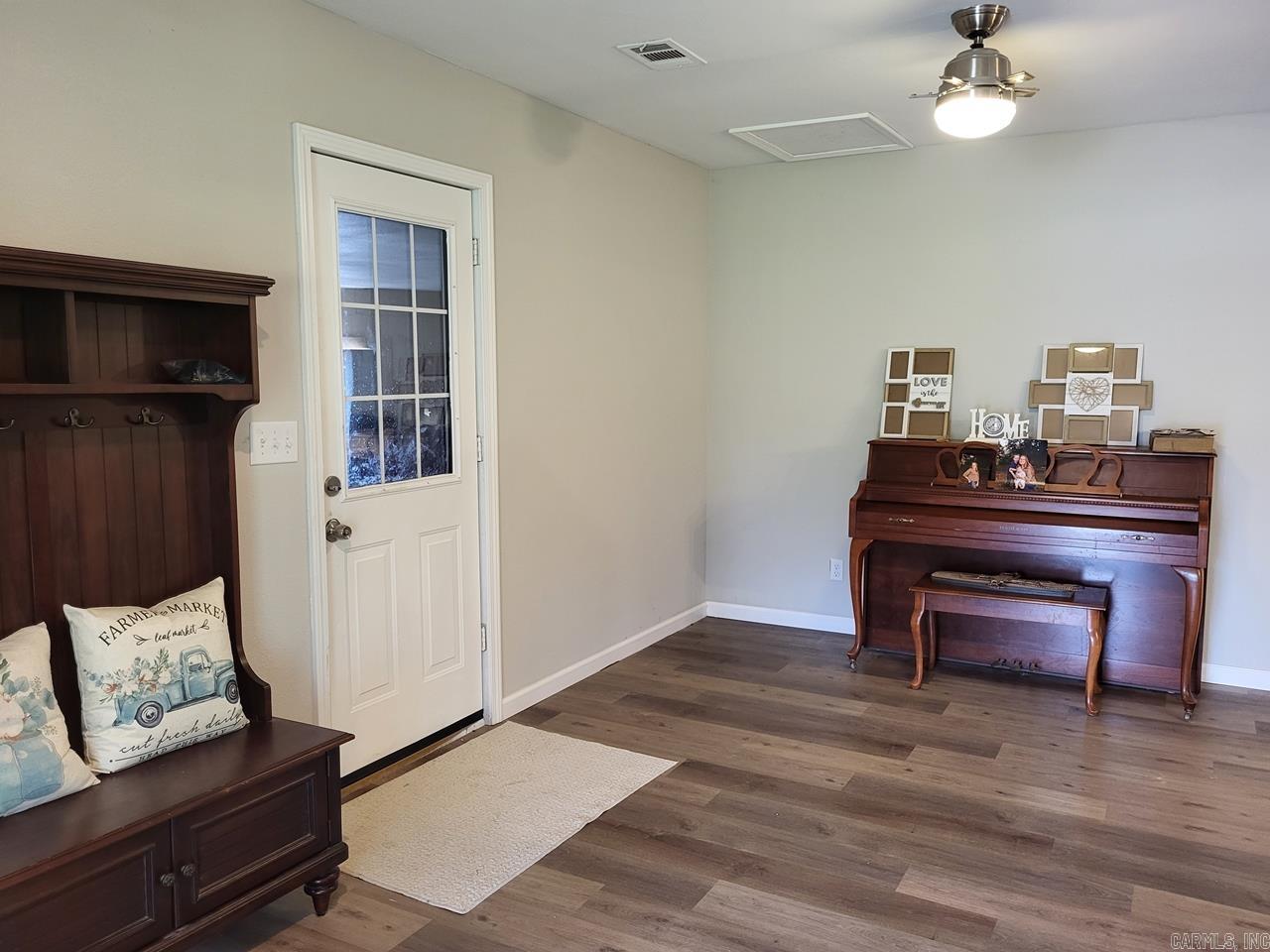 1483 County Road 304 Jonesboro, AR 72401