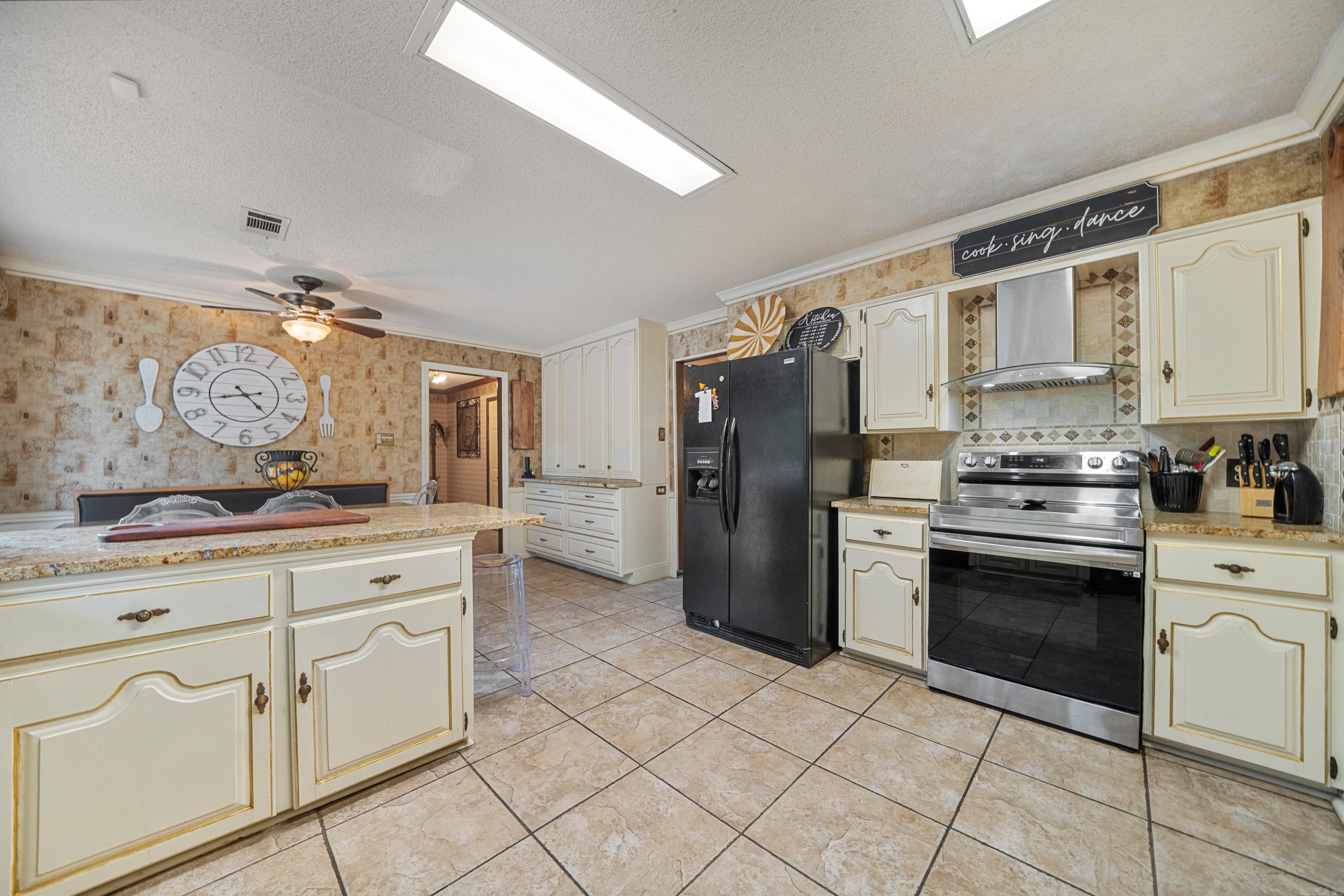 601  Rock Creek  Hot Springs, AR