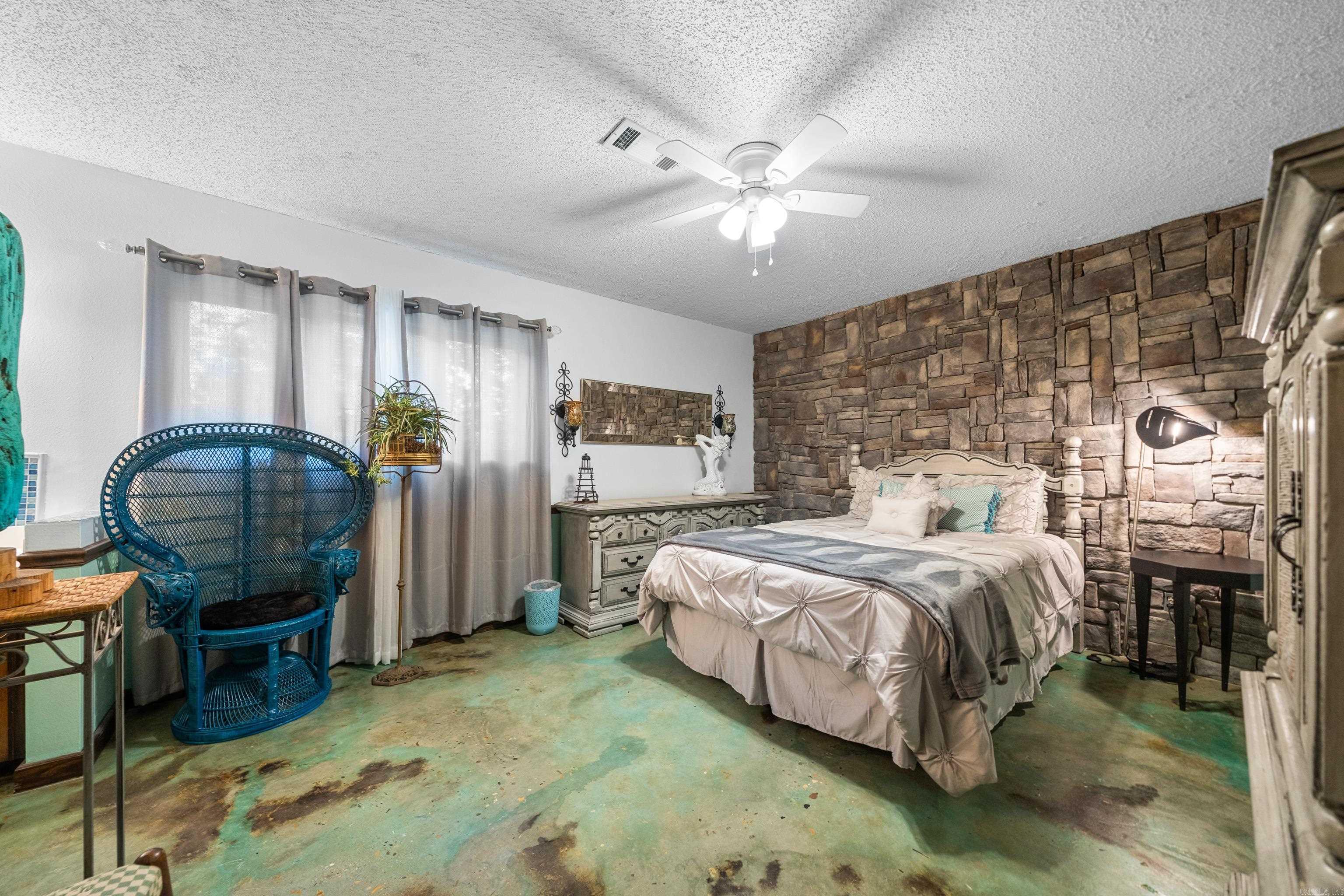 601  Rock Creek  Hot Springs, AR