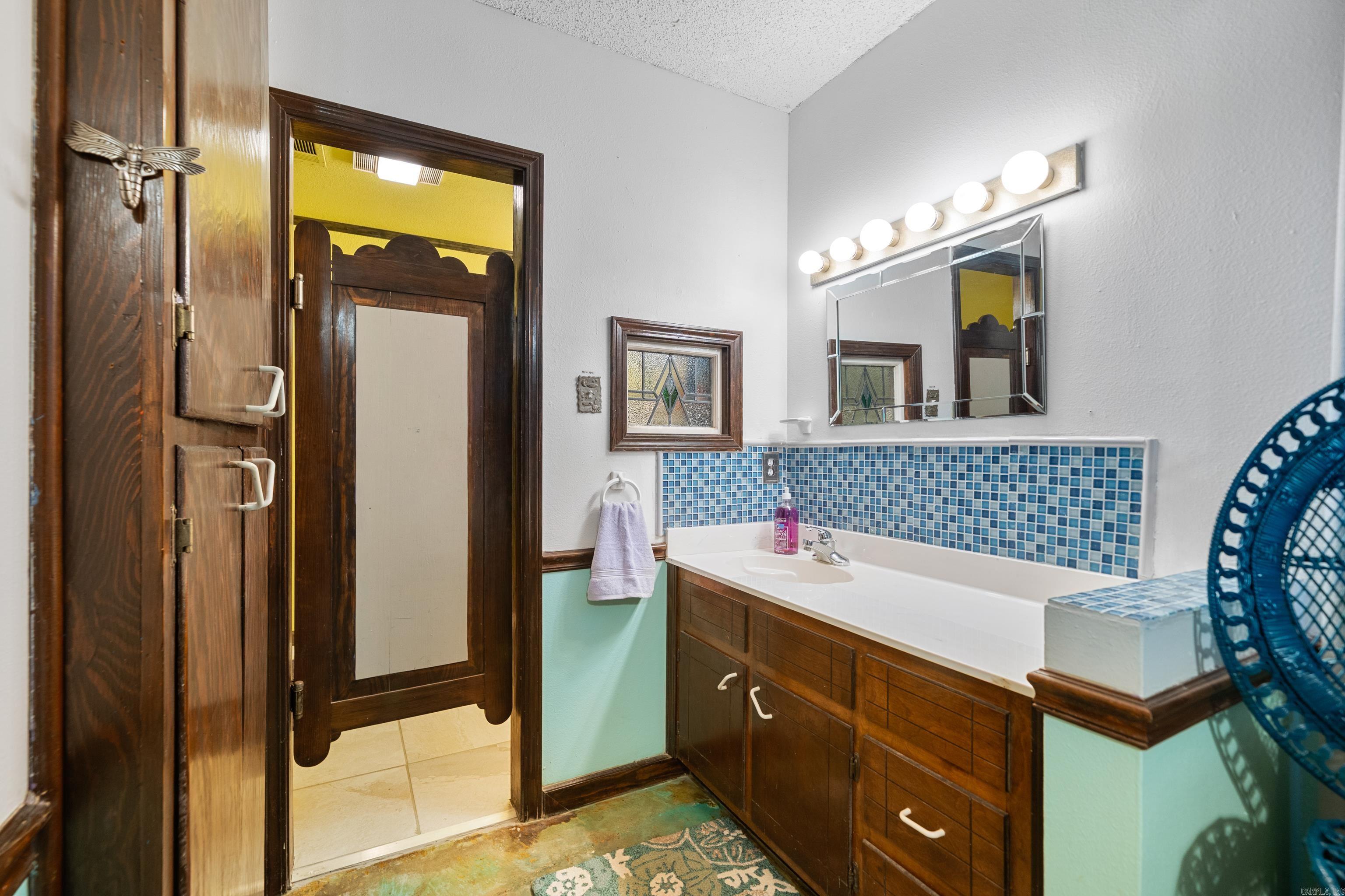 601  Rock Creek  Hot Springs, AR