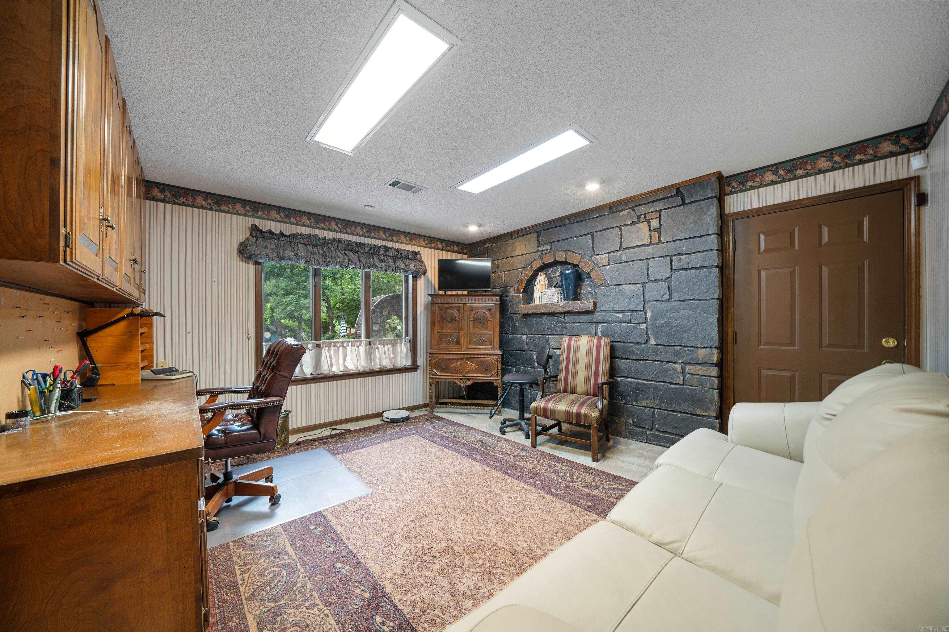601  Rock Creek  Hot Springs, AR