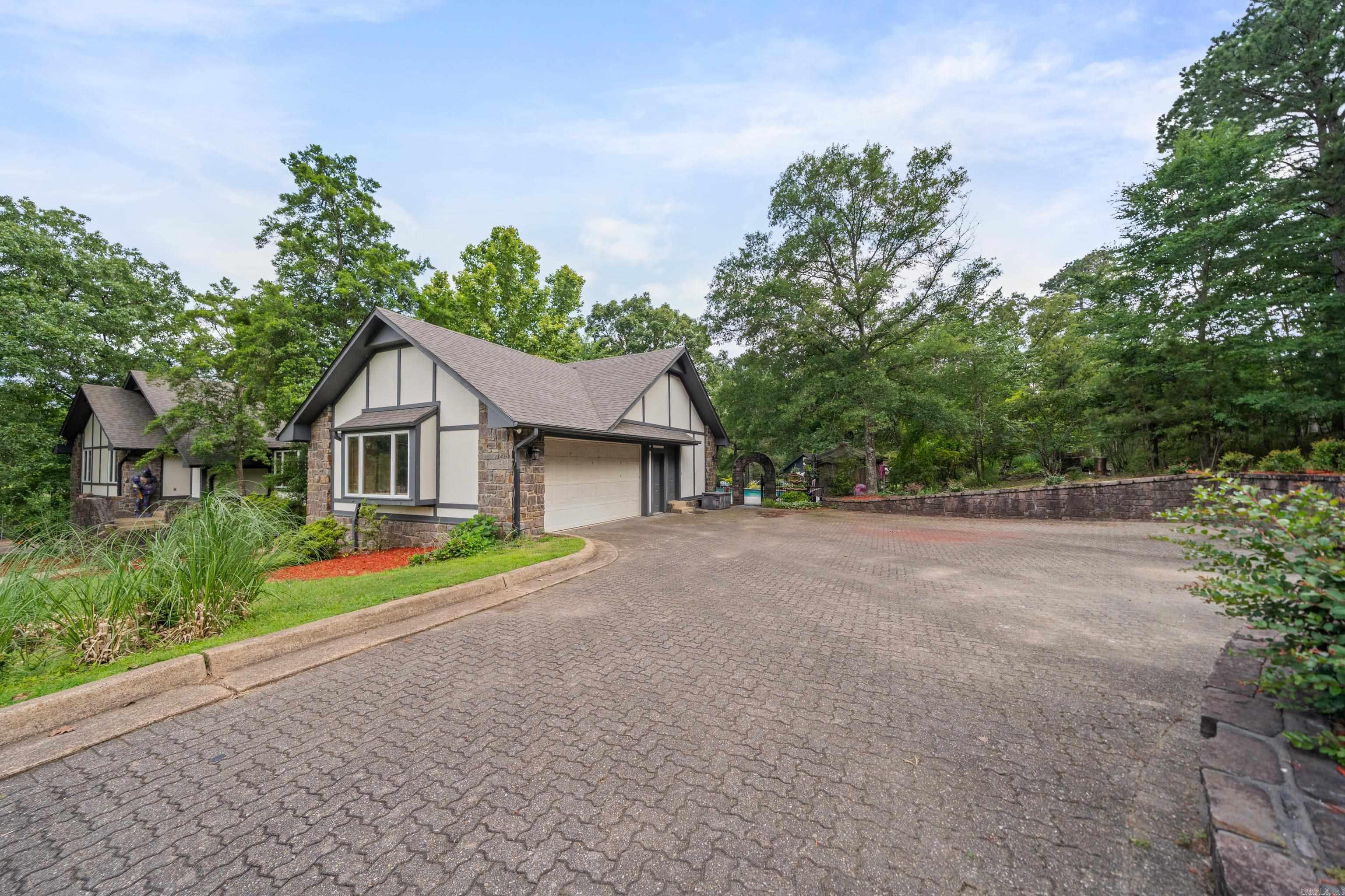 601  Rock Creek  Hot Springs, AR