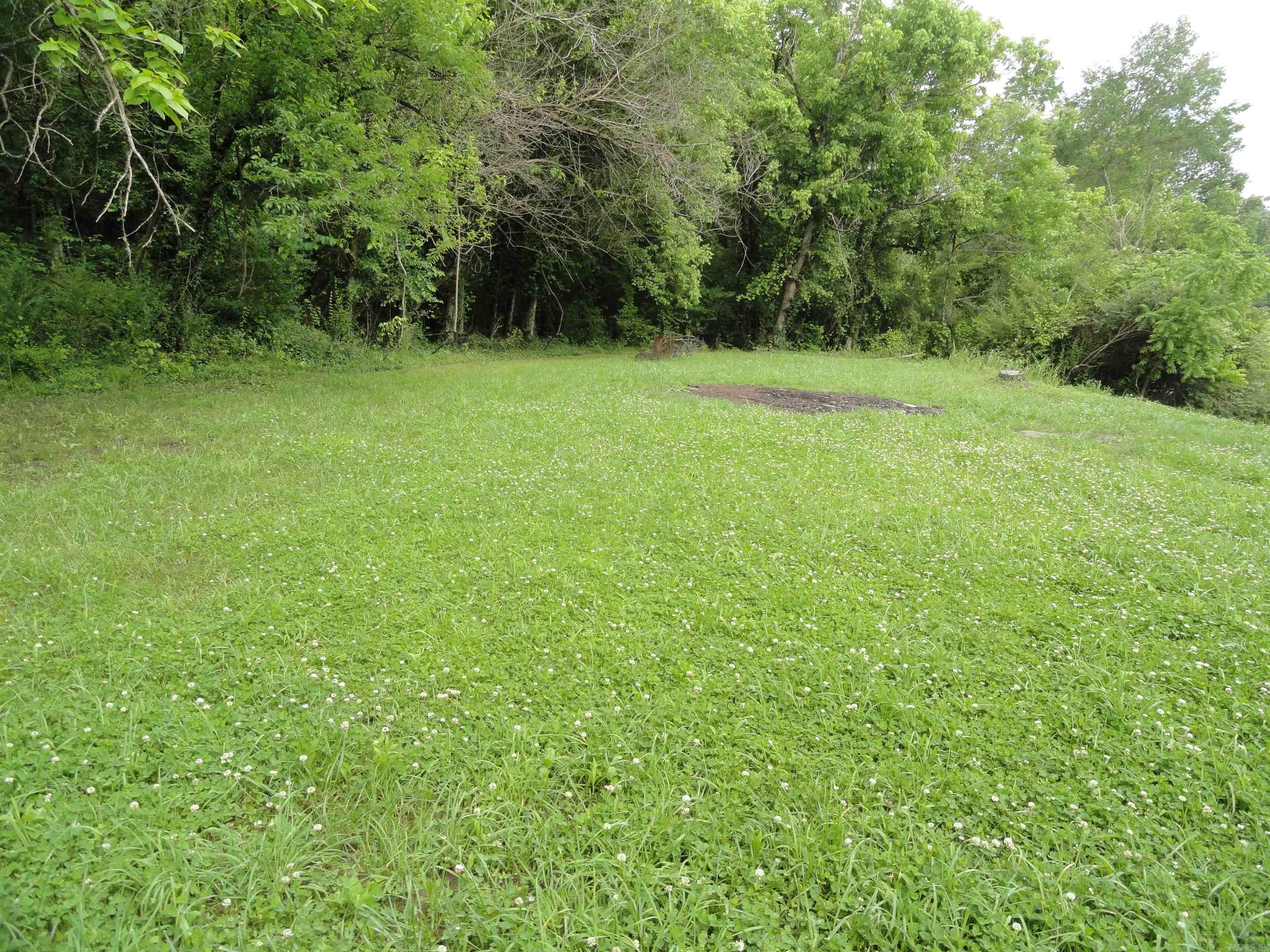 813  Main  Leslie, AR
