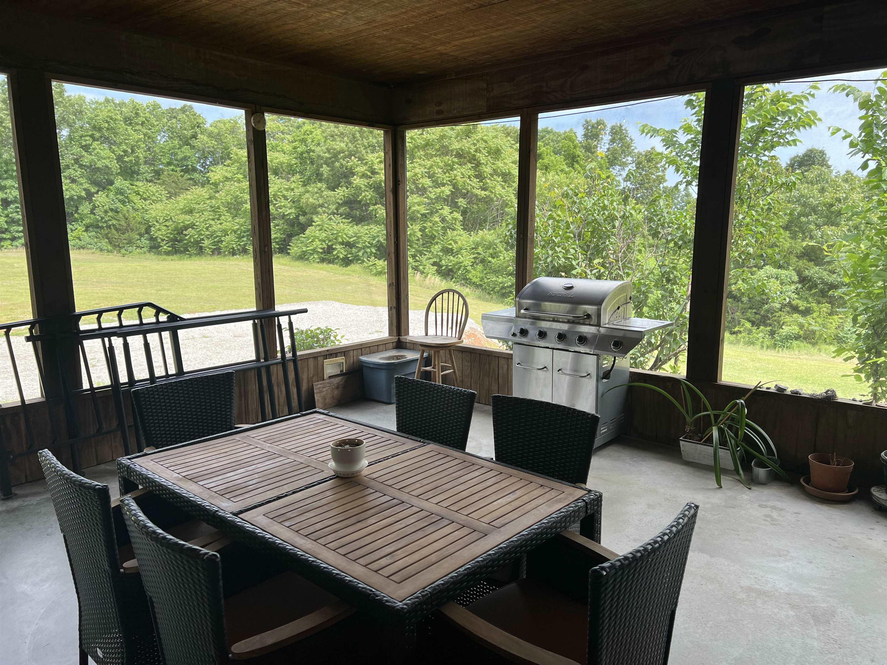 1426  CR 921  Alpena, AR