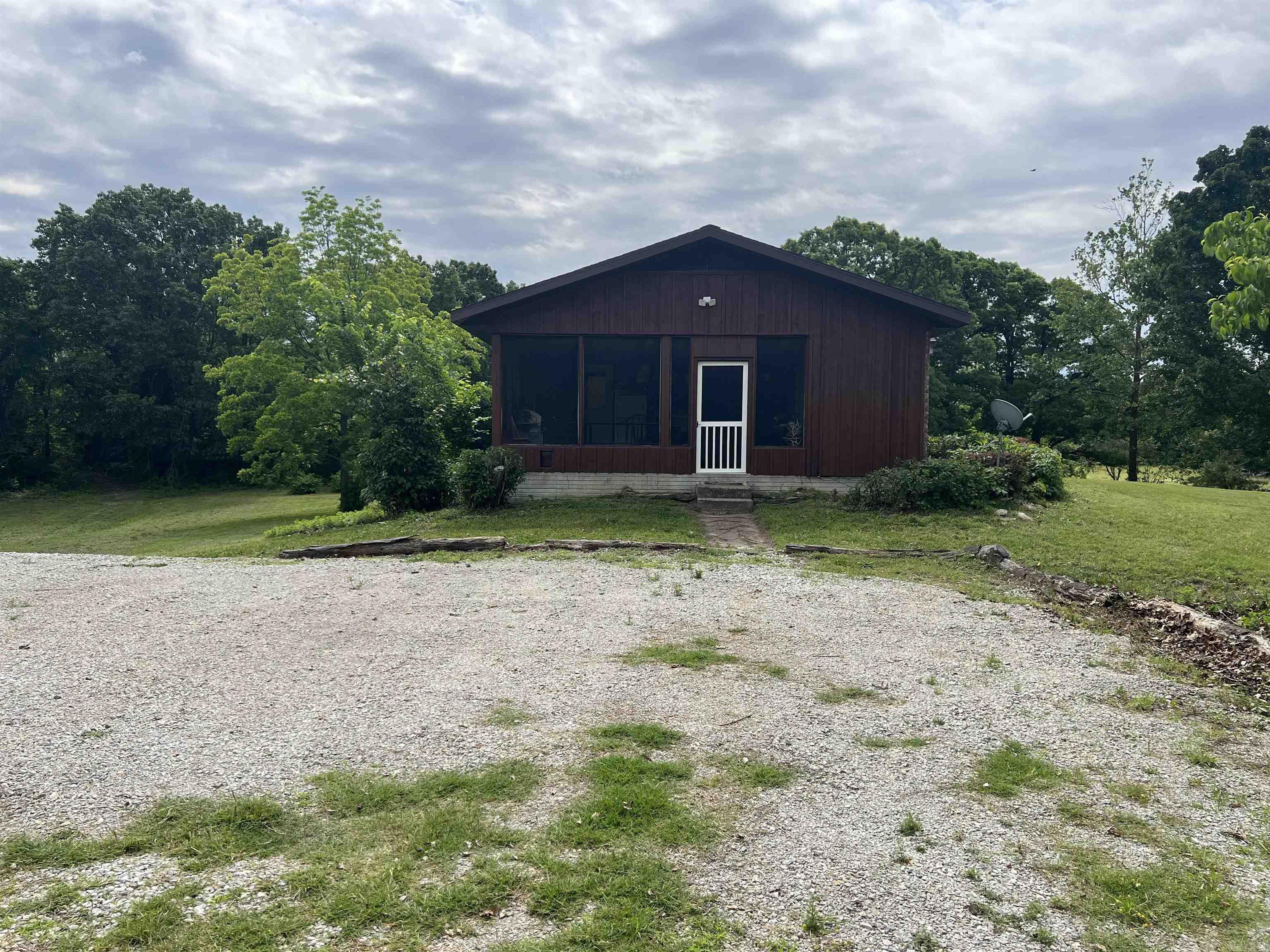 1426  CR 921  Alpena, AR