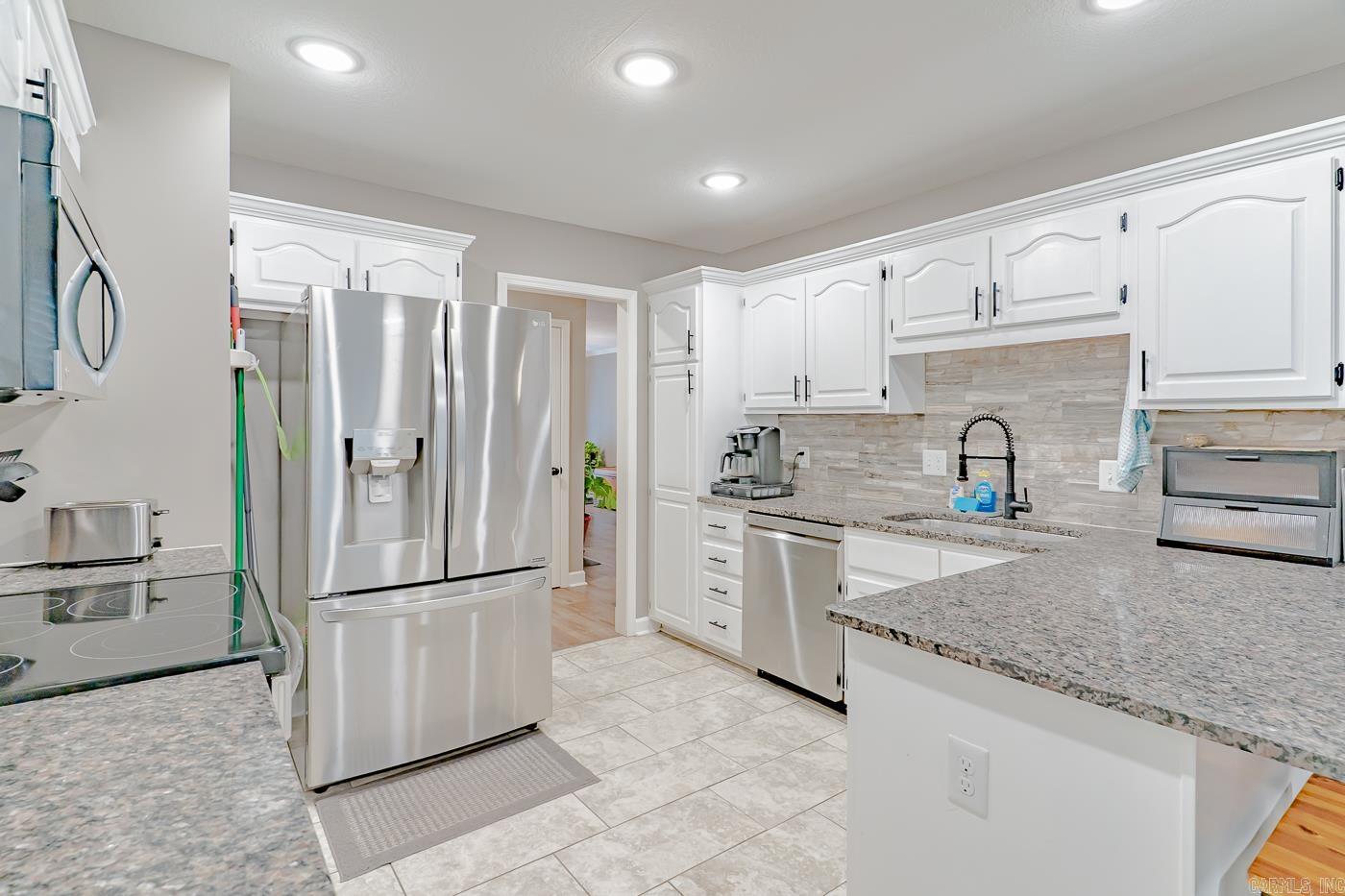 806  Amberwood  Jonesboro, AR