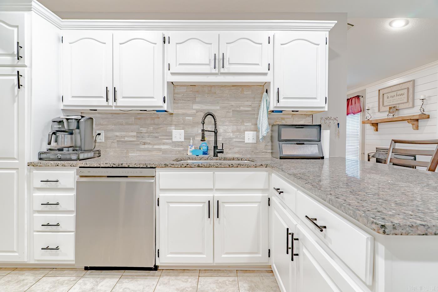 806  Amberwood  Jonesboro, AR