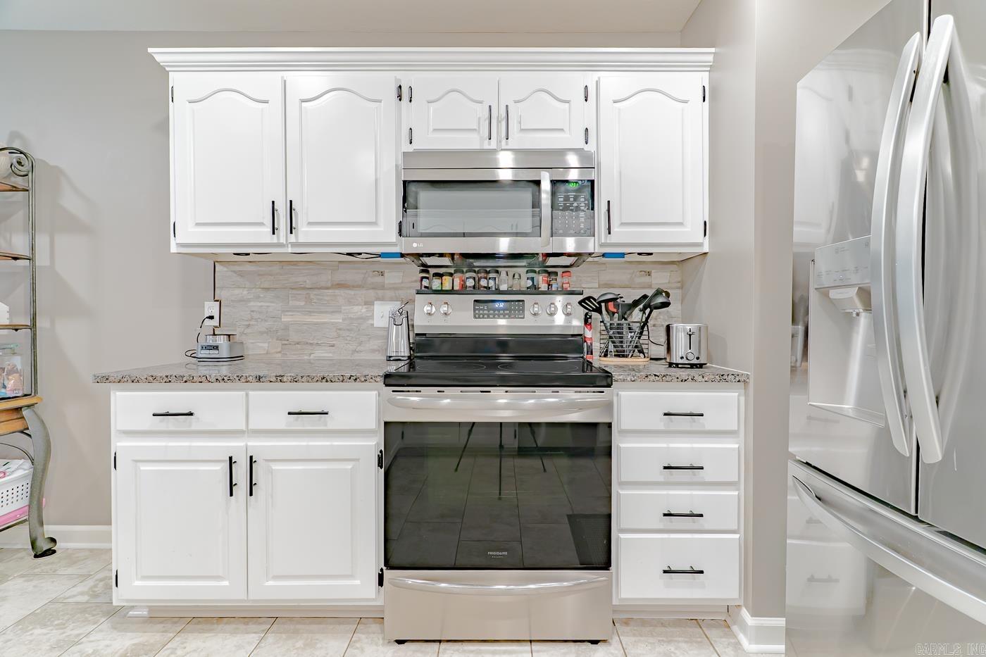 806  Amberwood  Jonesboro, AR