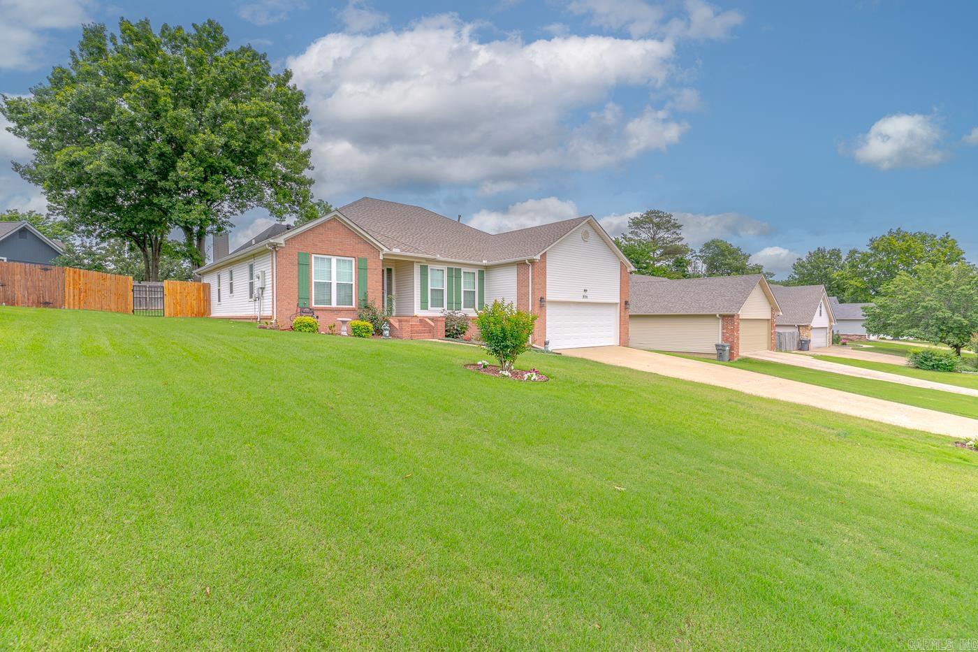 806  Amberwood  Jonesboro, AR