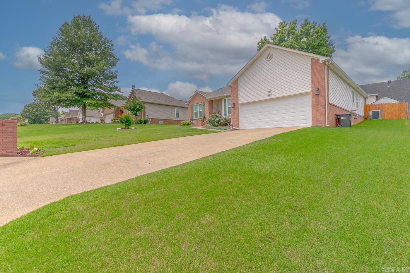 806  Amberwood  Jonesboro, AR