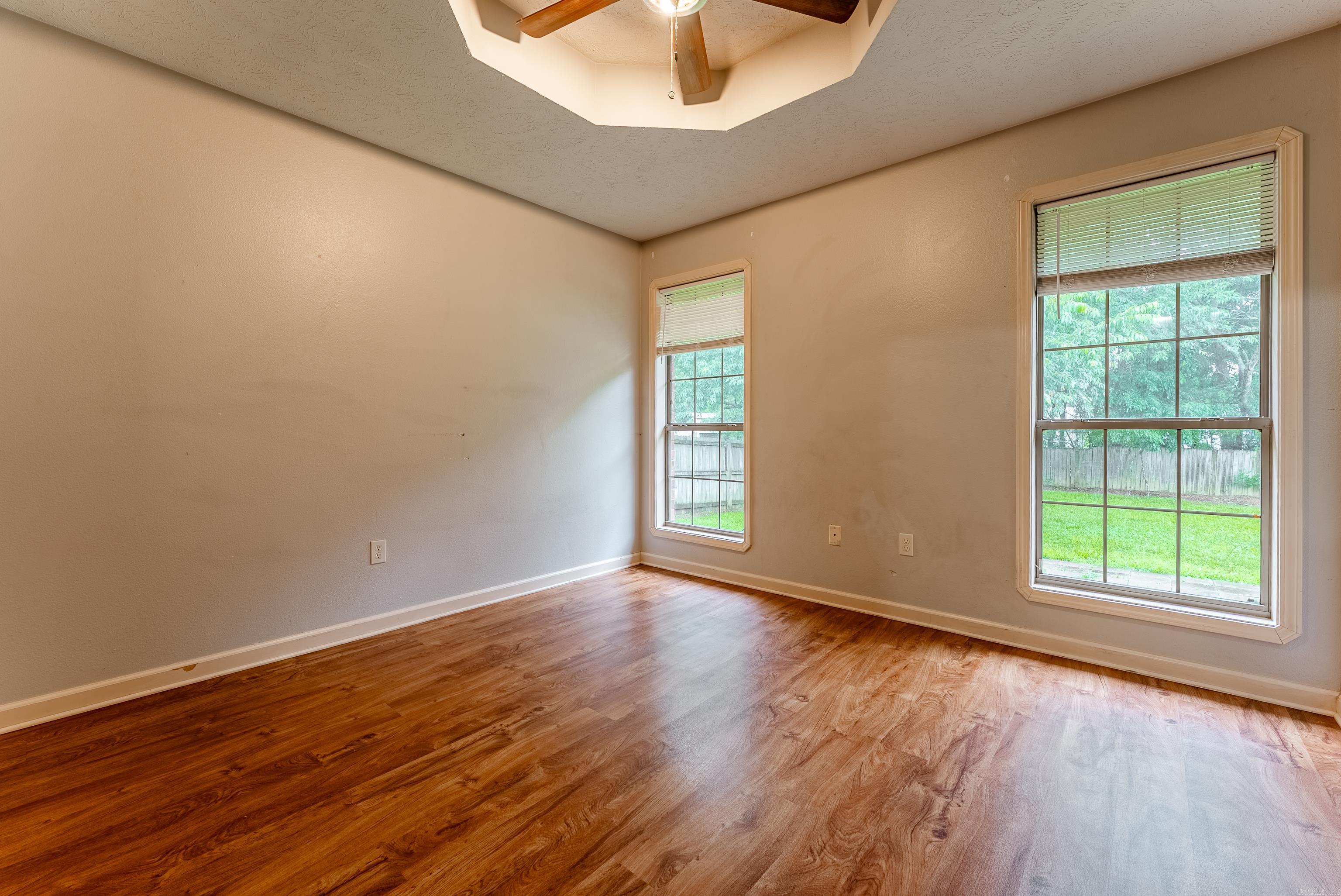1655  Doe  Conway, AR
