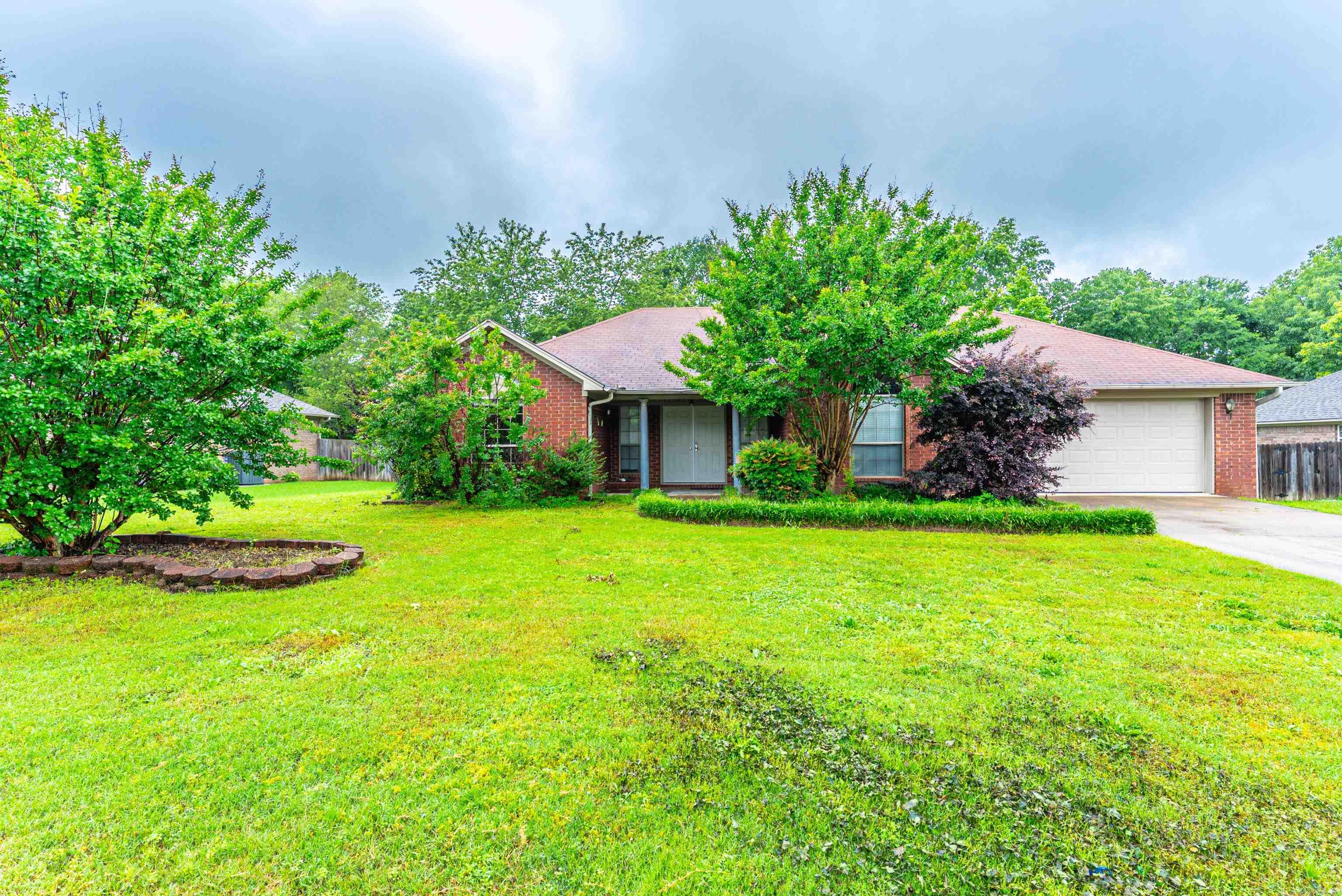 1655  Doe  Conway, AR