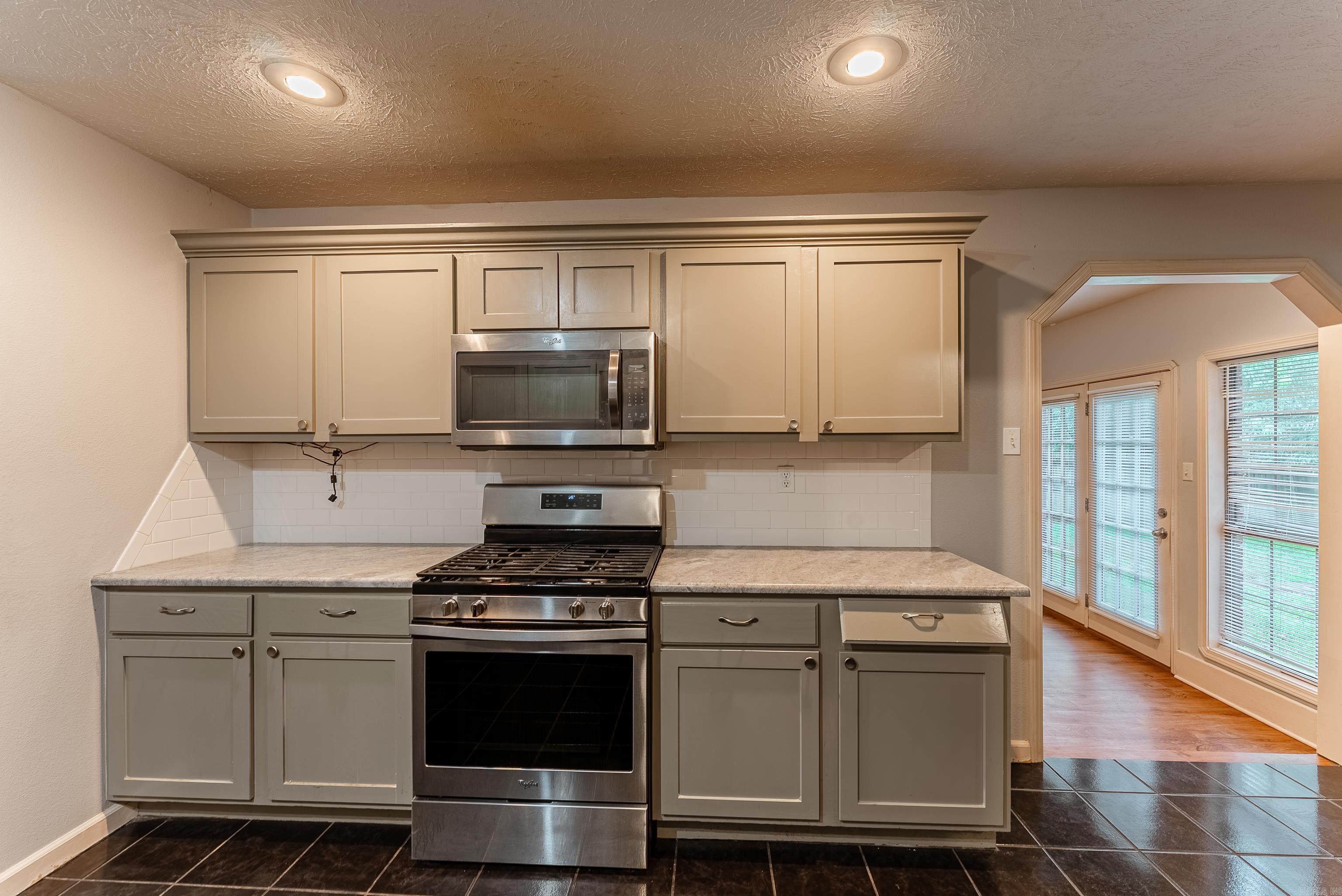 1655  Doe  Conway, AR