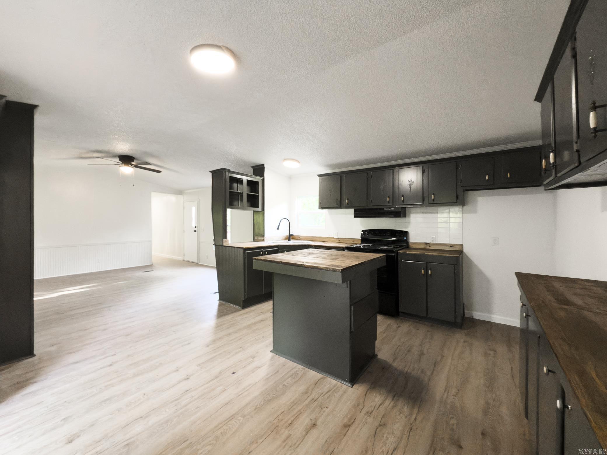 315  Buxton  Hot Springs, AR