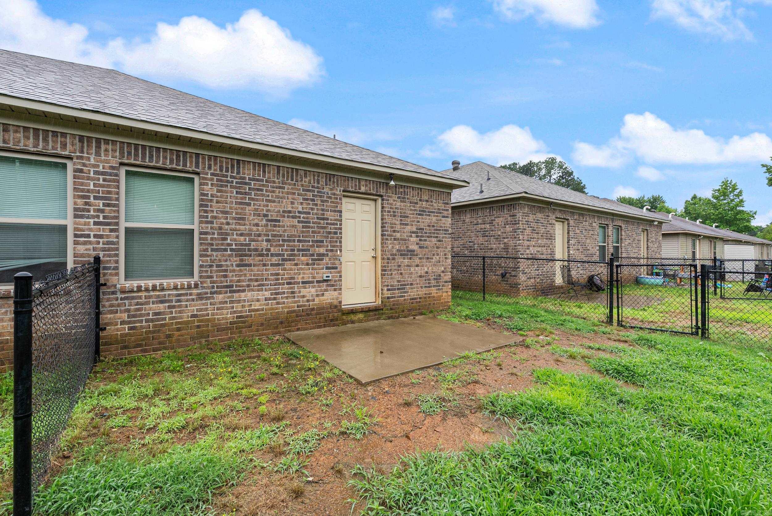 16, 18, & 20  Mary Rose Drive  Greenbrier, AR