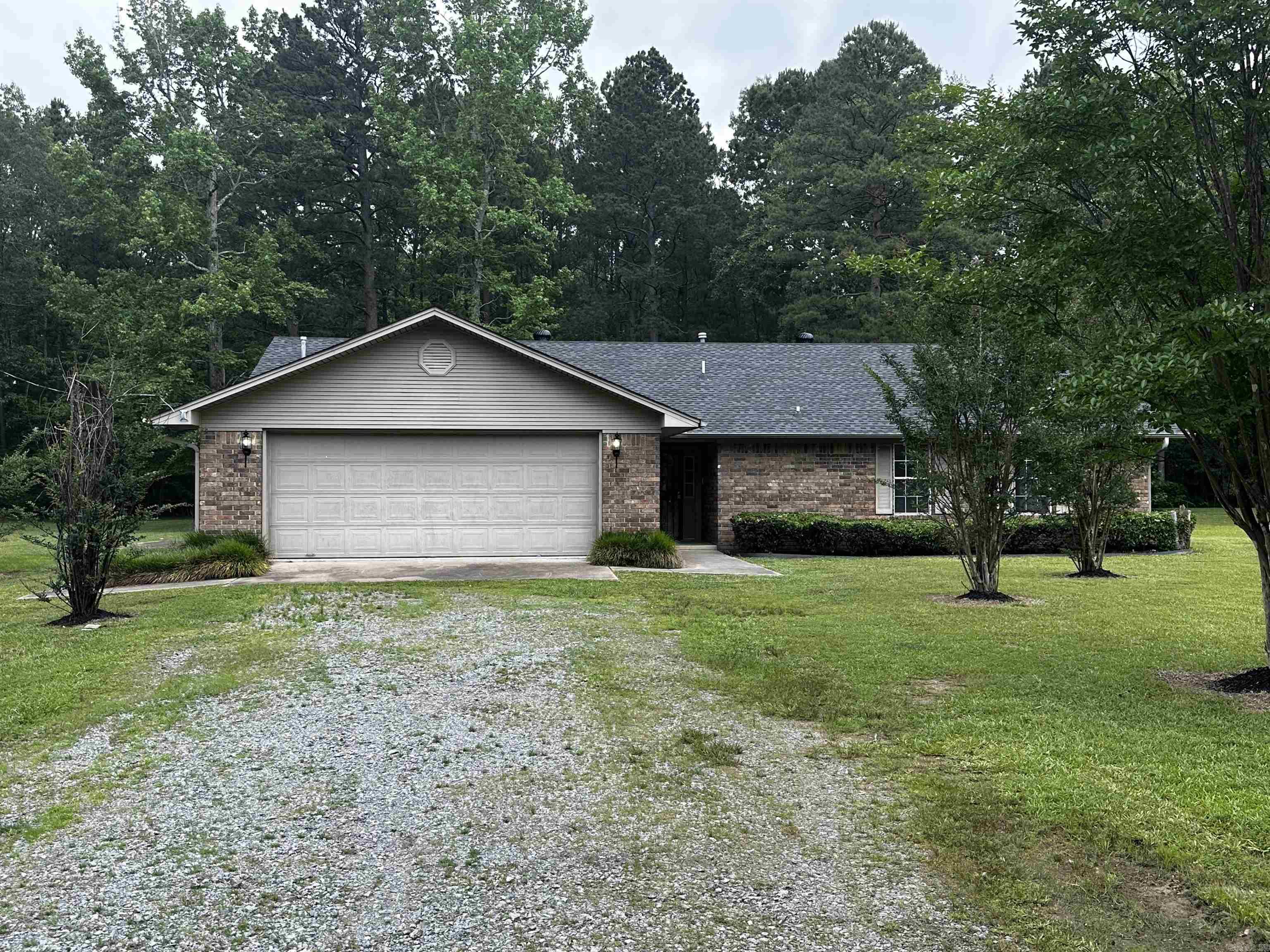 208  Randolph Ct  Hensley, AR