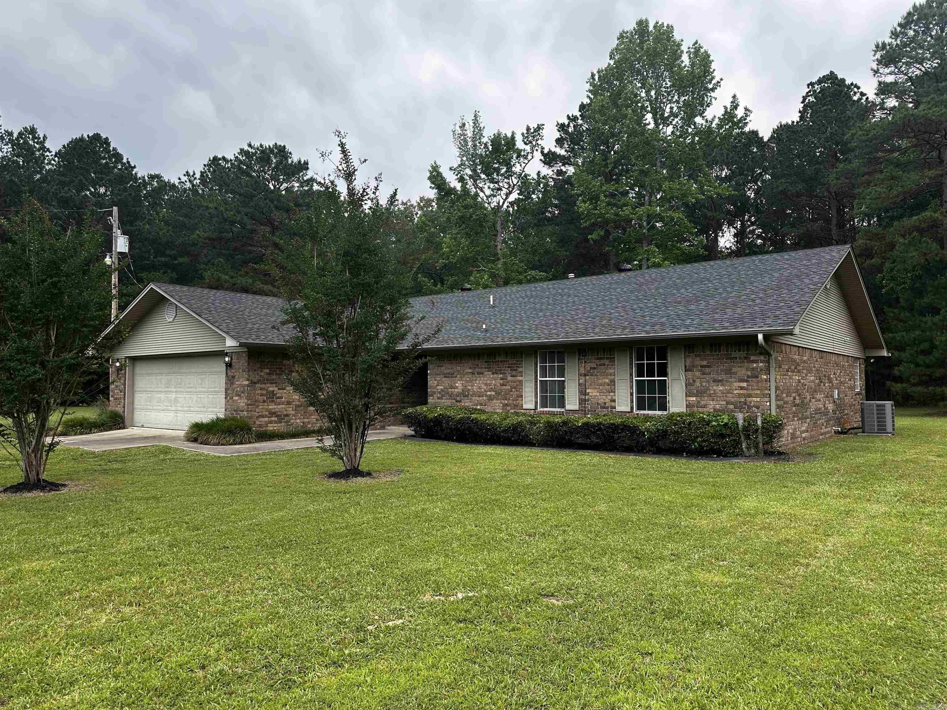 208  Randolph Ct  Hensley, AR