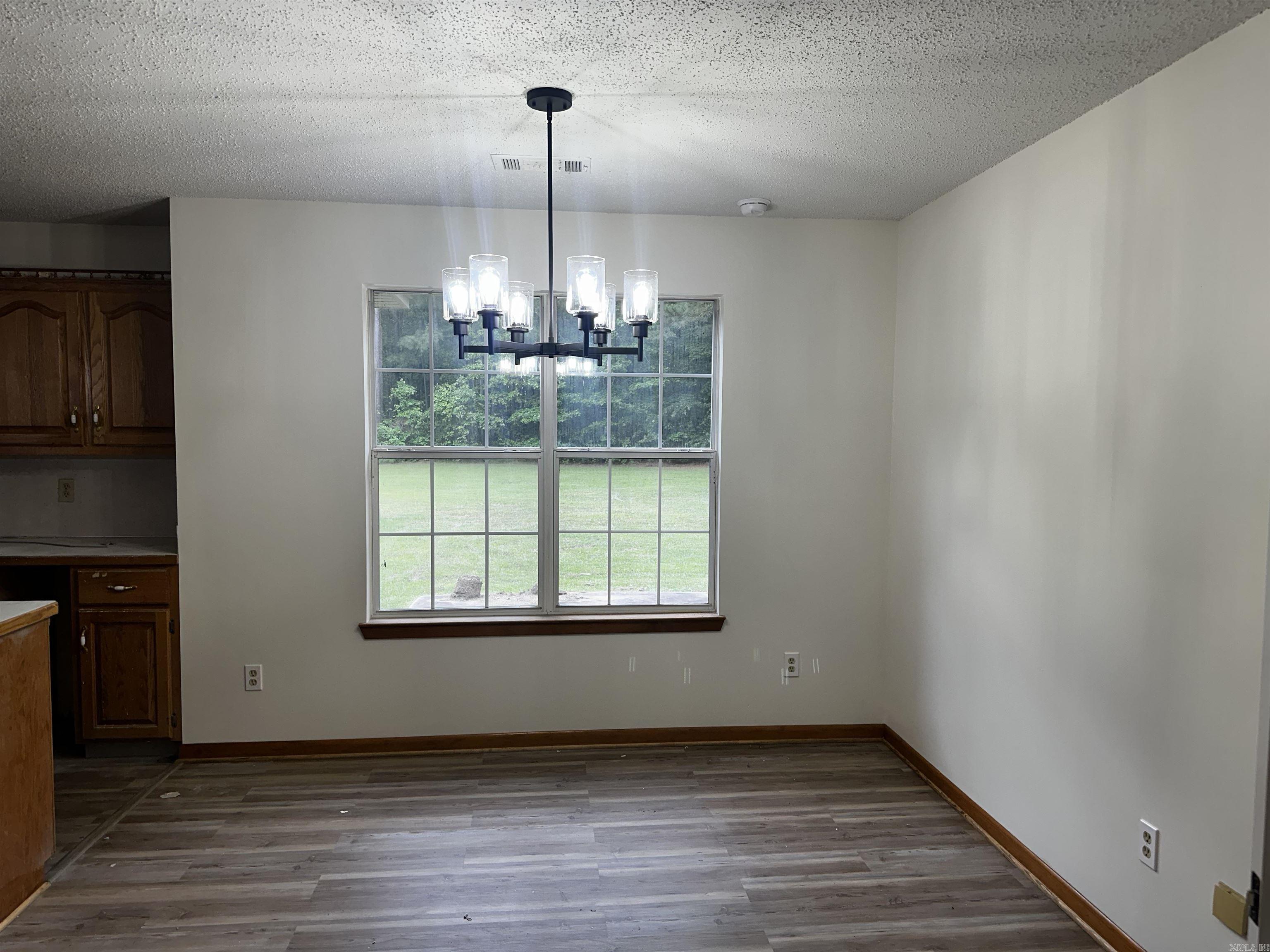 208  Randolph Ct  Hensley, AR