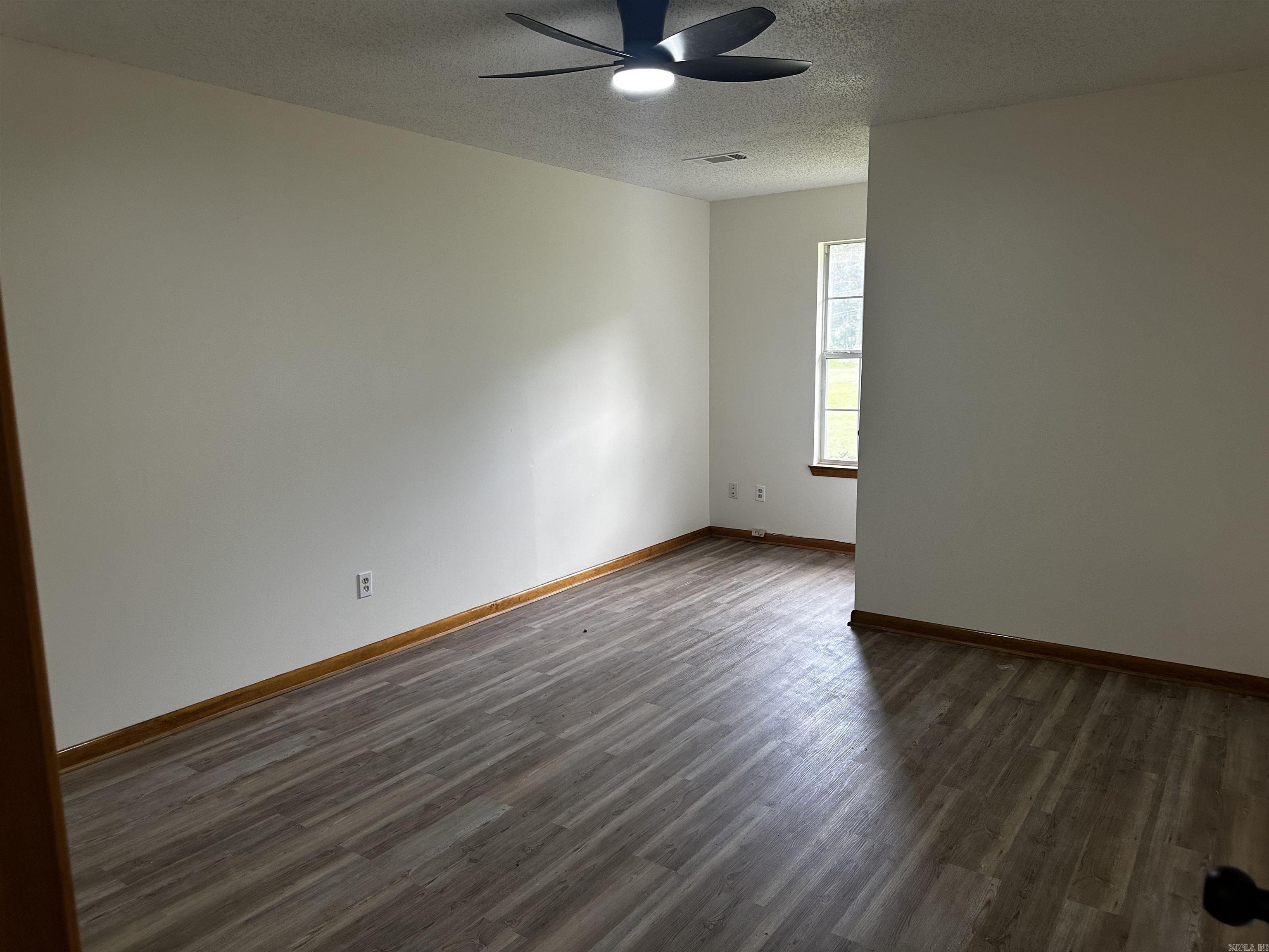 208  Randolph Ct  Hensley, AR