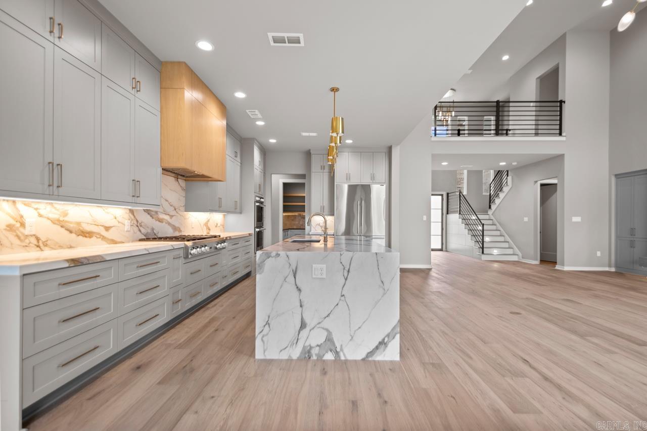22  Abington  Little Rock, AR