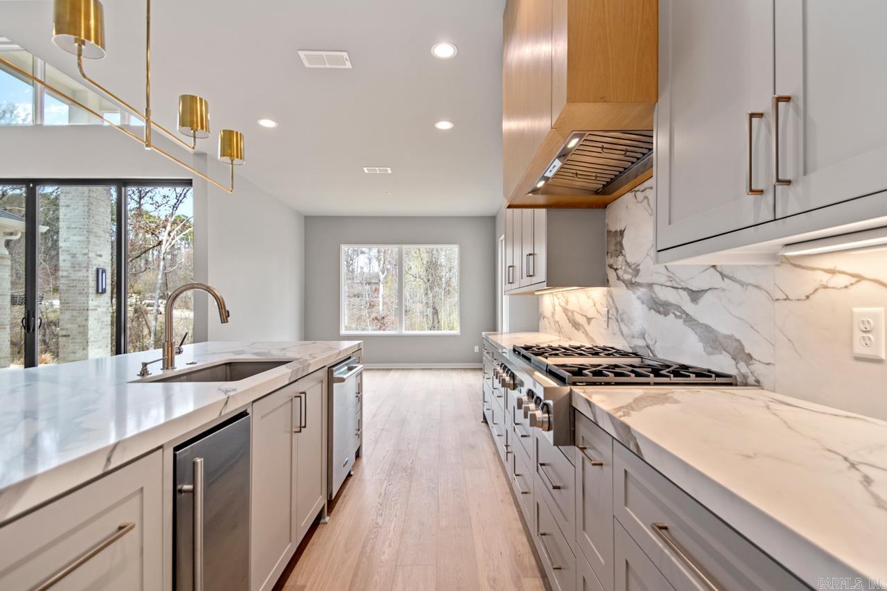 22  Abington  Little Rock, AR