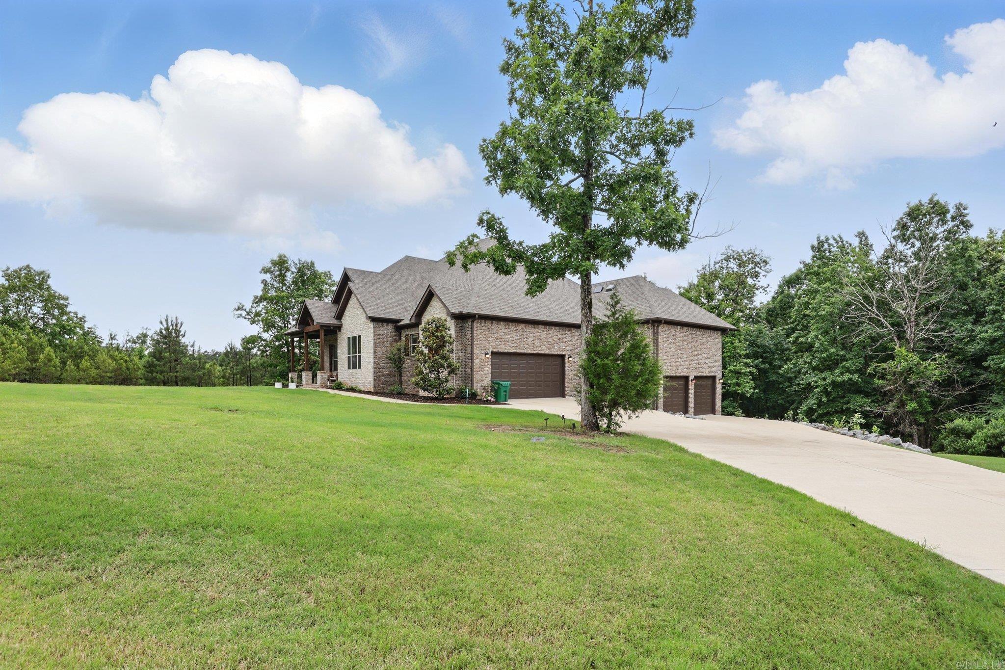 1045  Boulder Dr  Little Rock, AR
