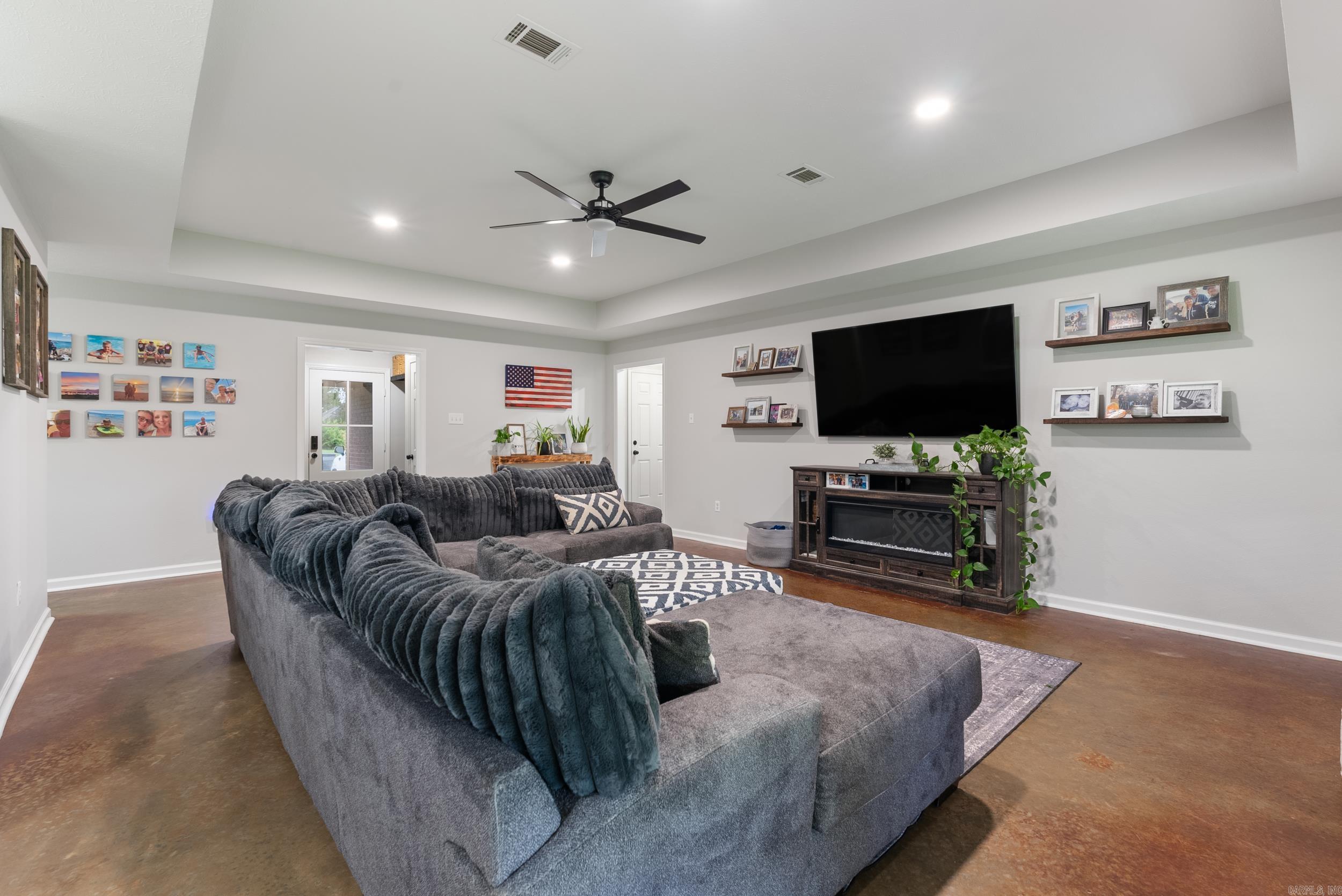 19  Mitchell  Greenbrier, AR