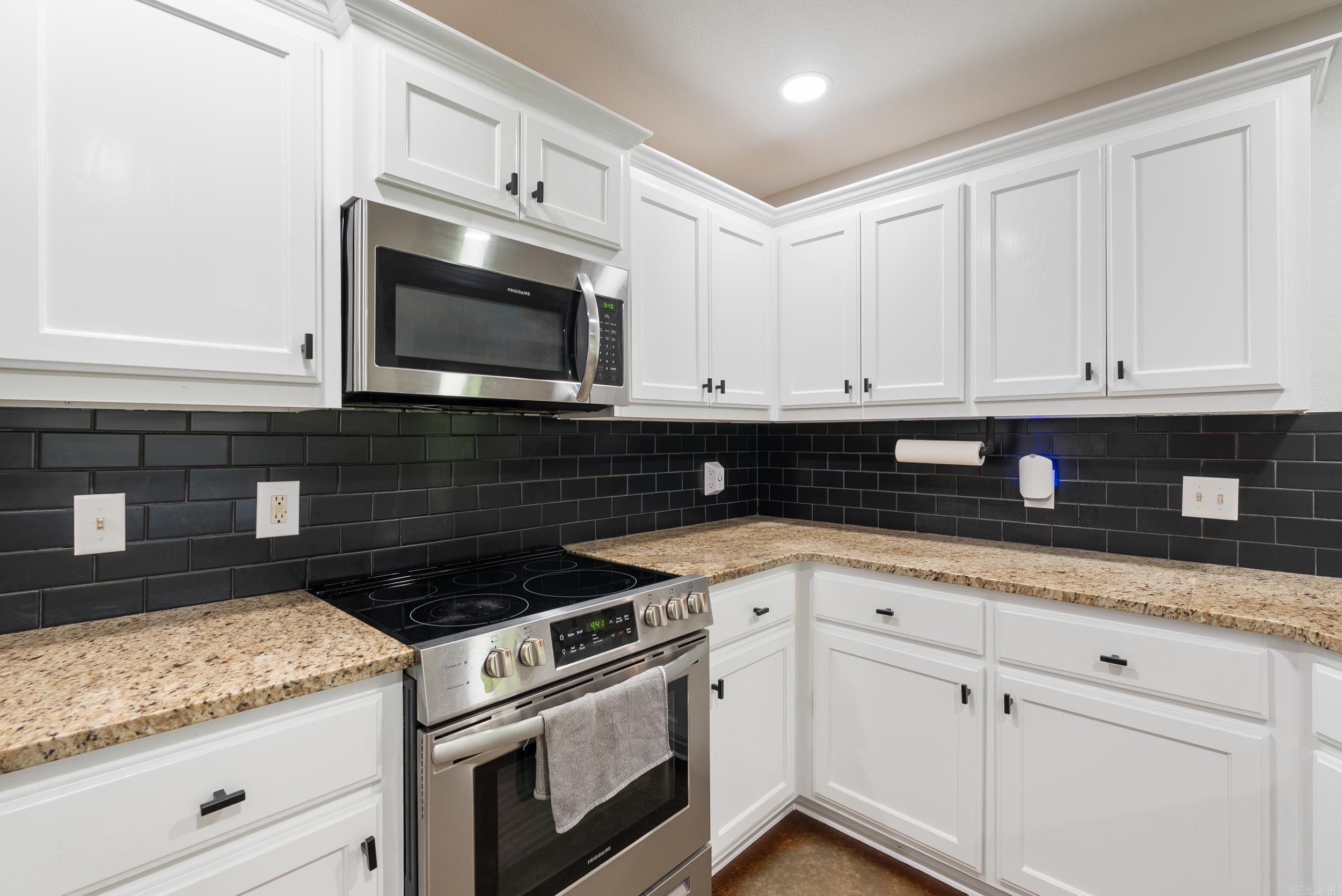 19  Mitchell  Greenbrier, AR