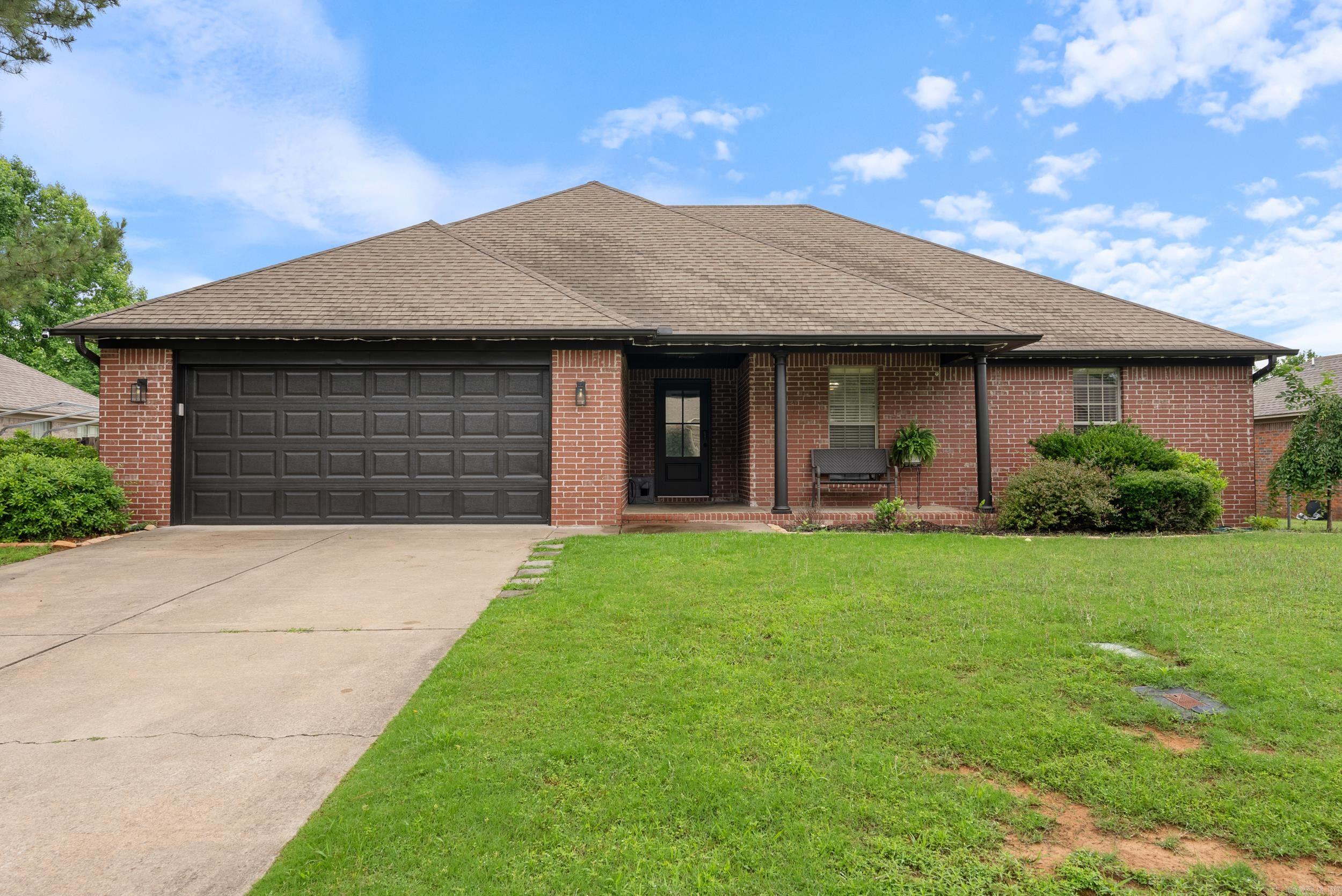 19  Mitchell  Greenbrier, AR
