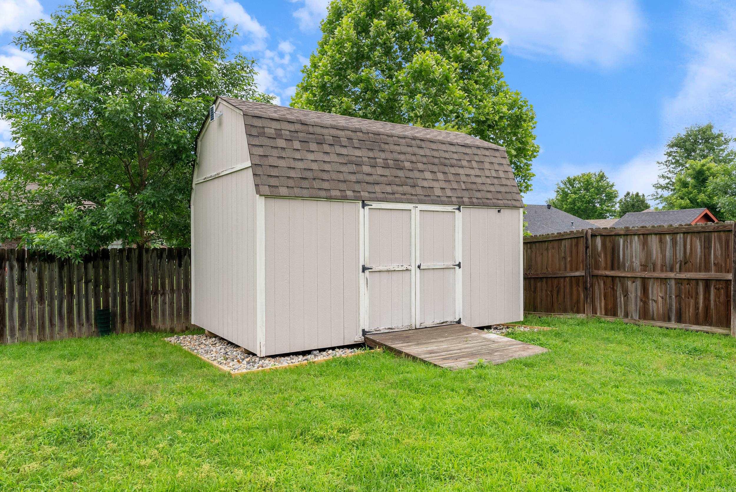 19  Mitchell  Greenbrier, AR