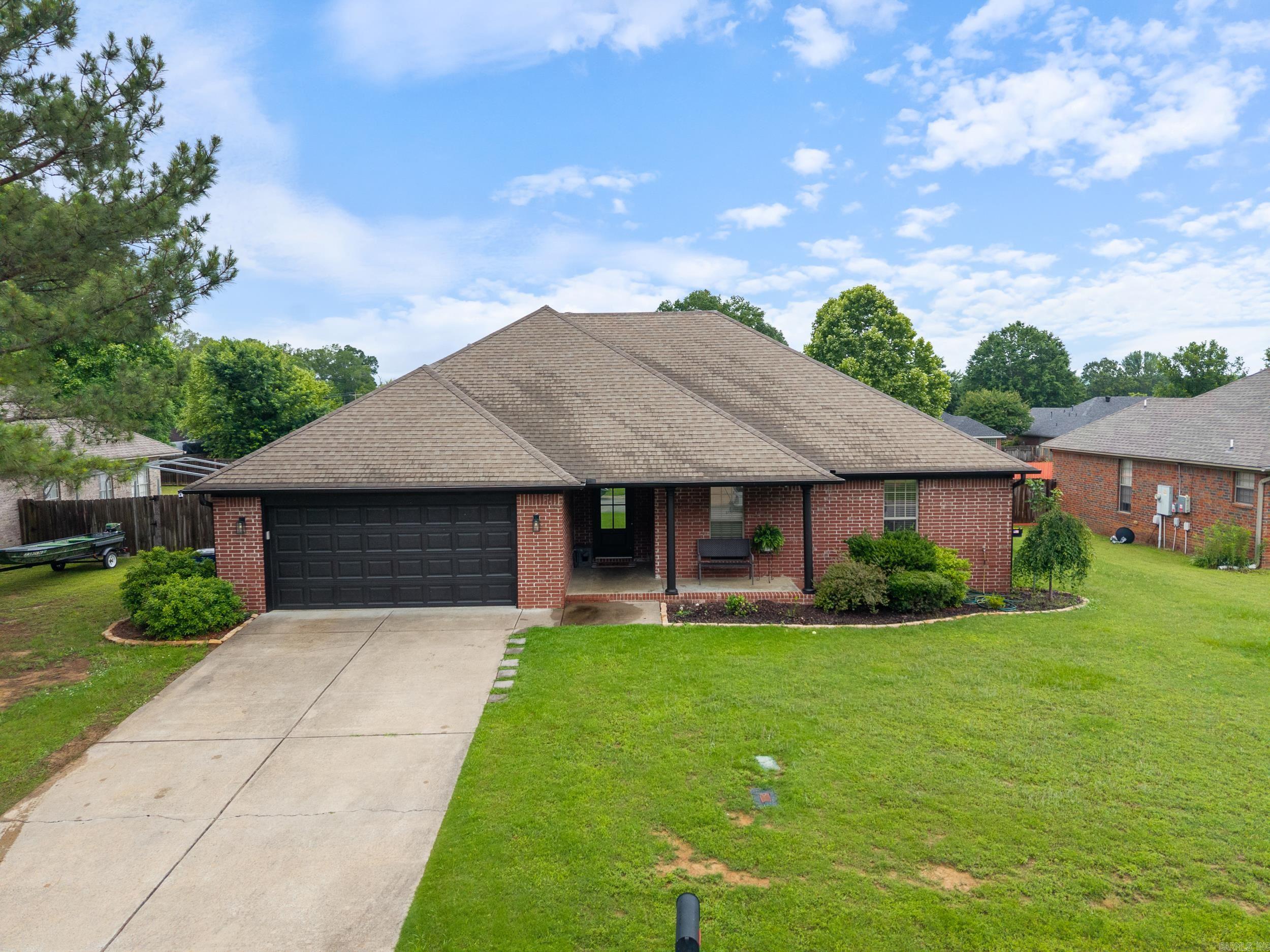 19  Mitchell  Greenbrier, AR