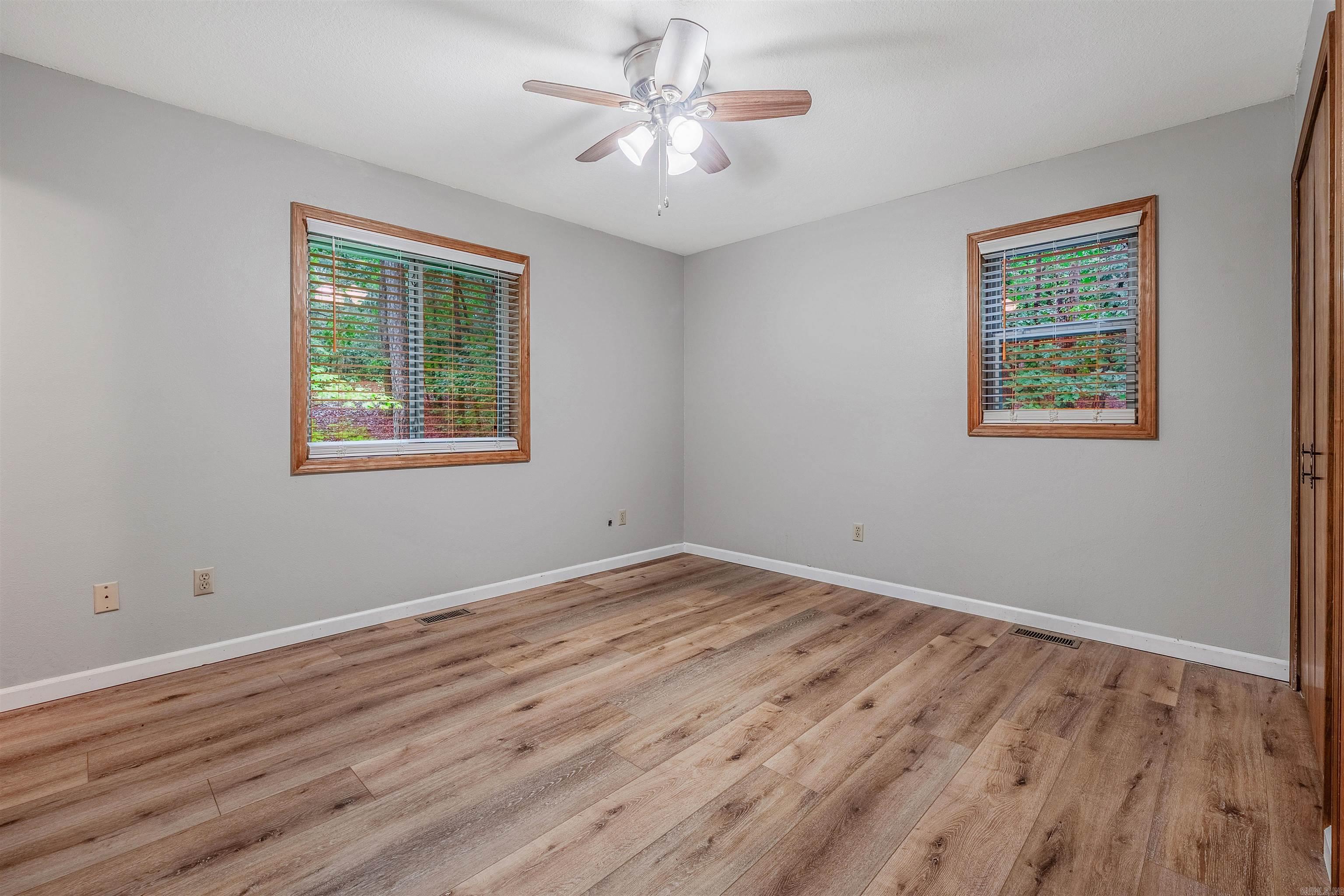 101  Oakwood Ct  Fairfield Bay, AR