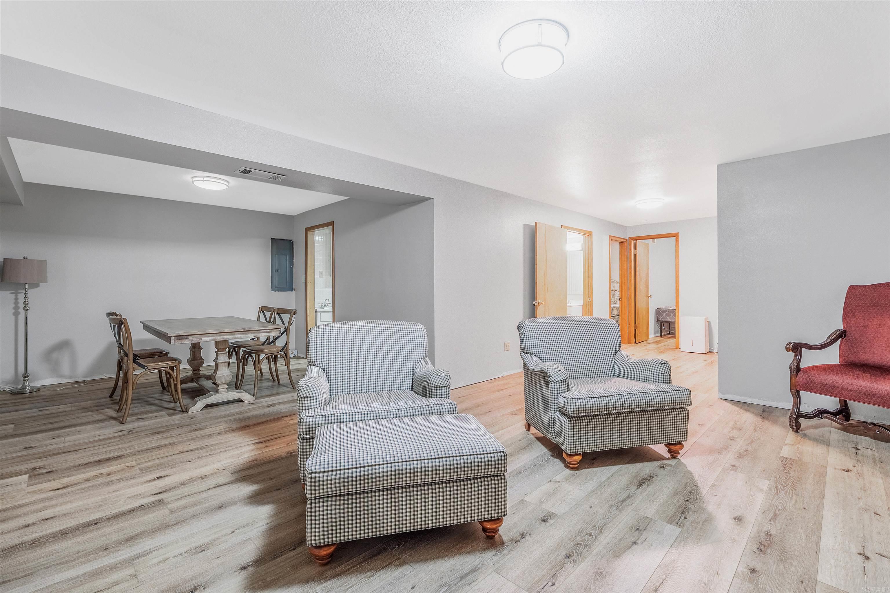 101  Oakwood Ct  Fairfield Bay, AR