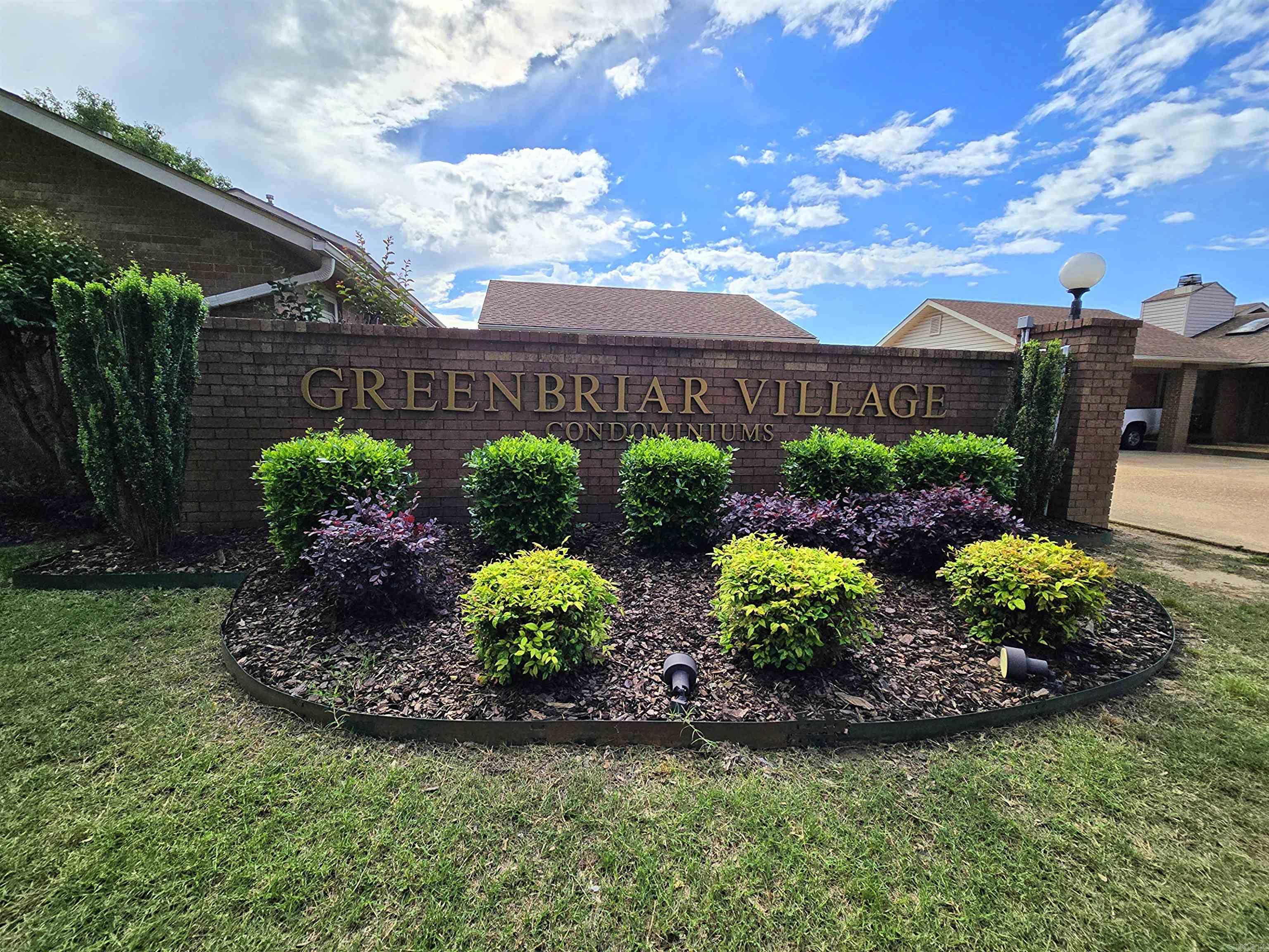 2715  Greenbriar Dr Apt B  Jonesboro, AR