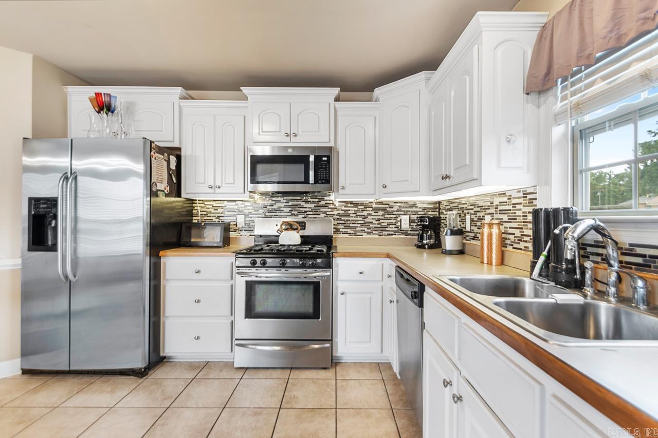 301 Merril Drive  Benton, AR