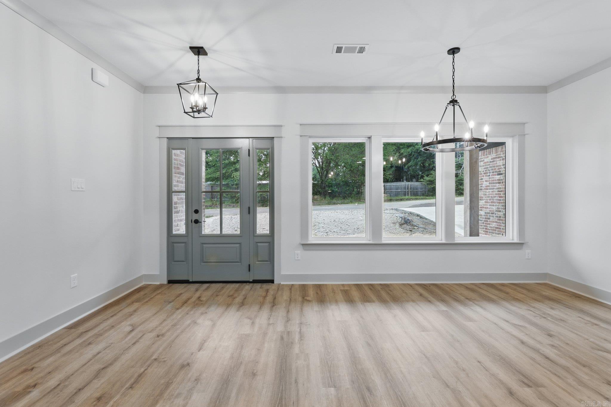 211  Cromwell  Hot Springs, AR