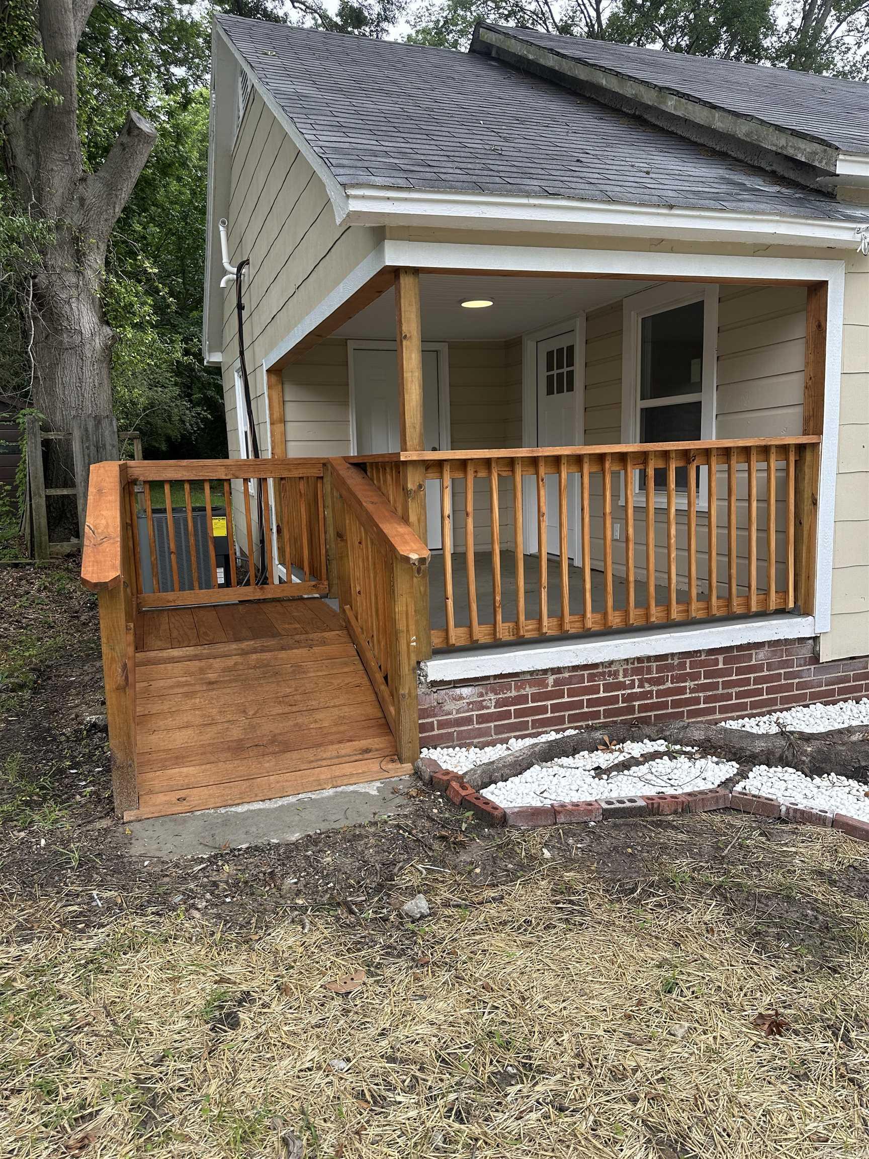611 N Main  Malvern, AR