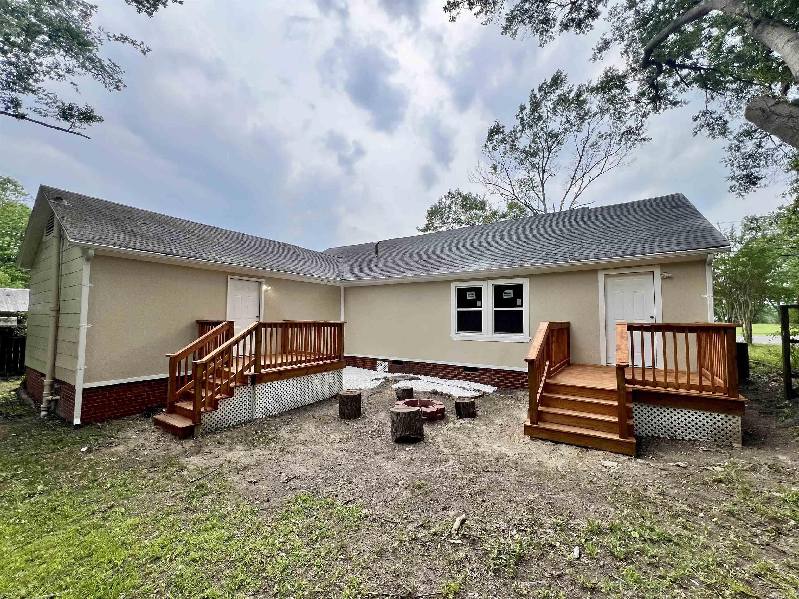 611 N Main  Malvern, AR