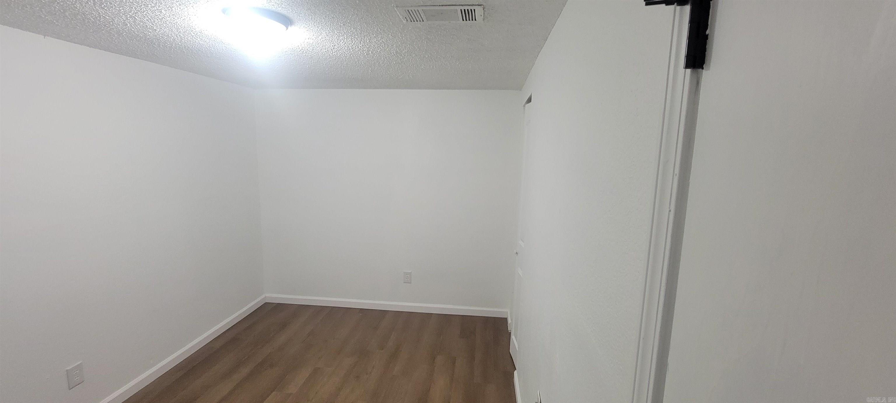 186  VANADIUM  Hot Springs, AR