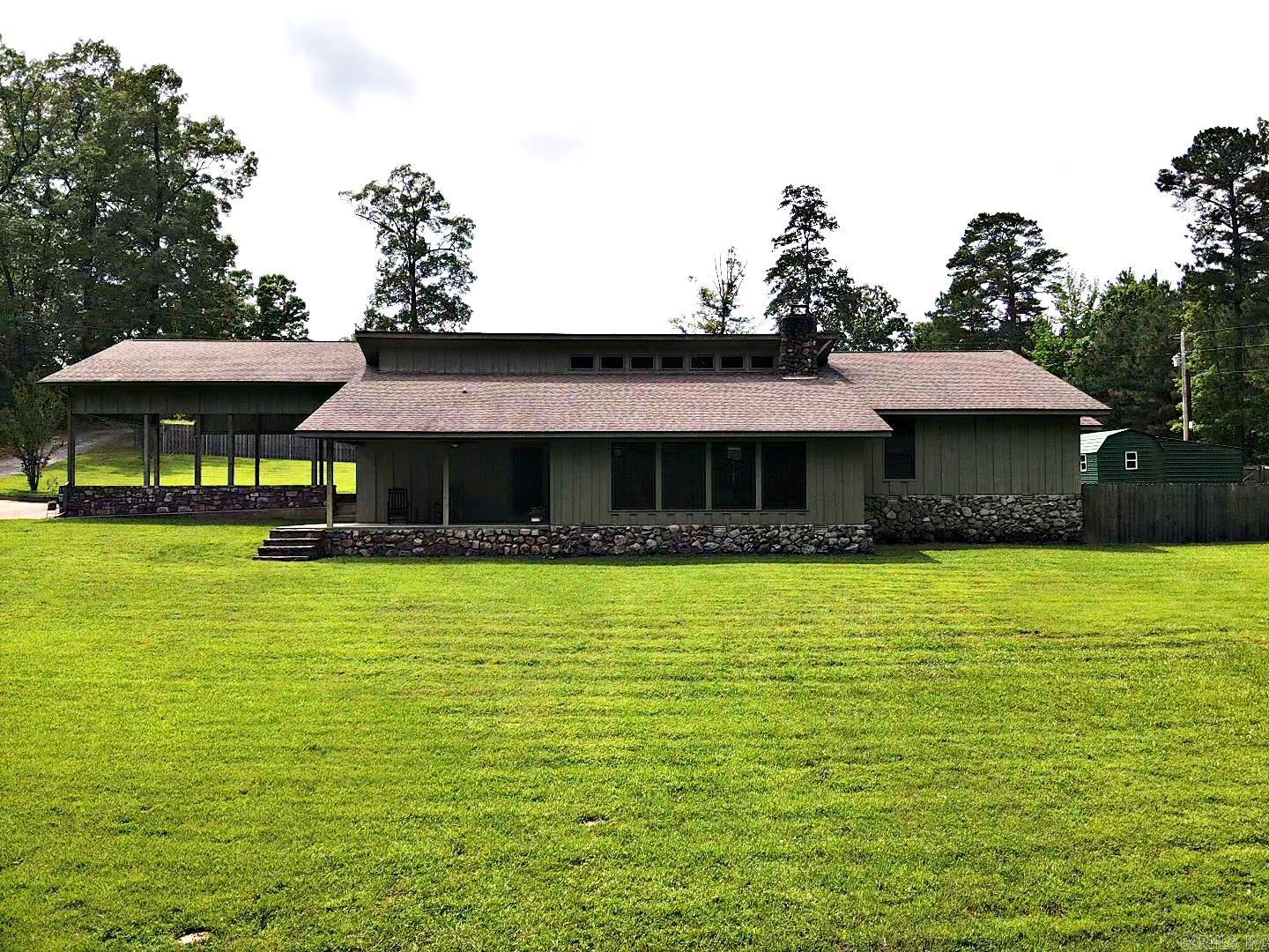139  Dogwood  Arkadelphia, AR