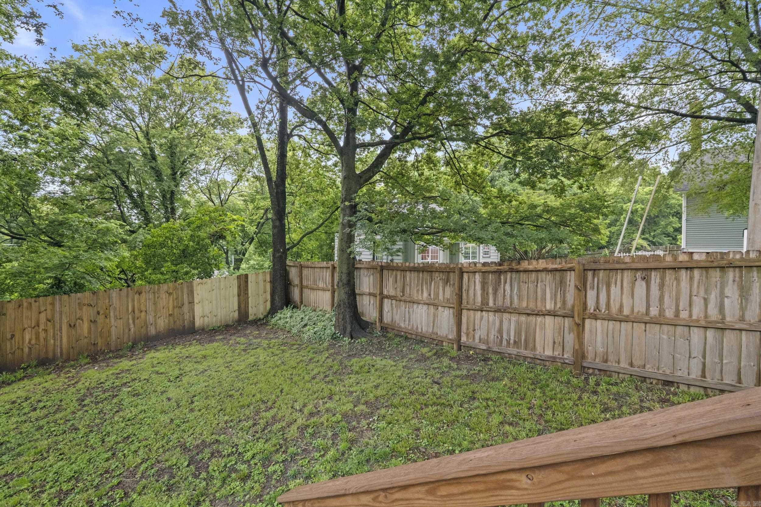2422 S Louisiana St  Little Rock, TX