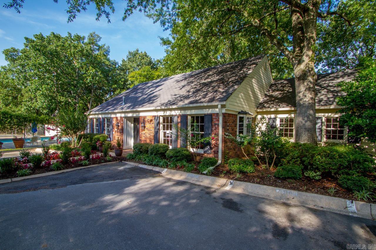 99  Kingsbridge  Little Rock, AR