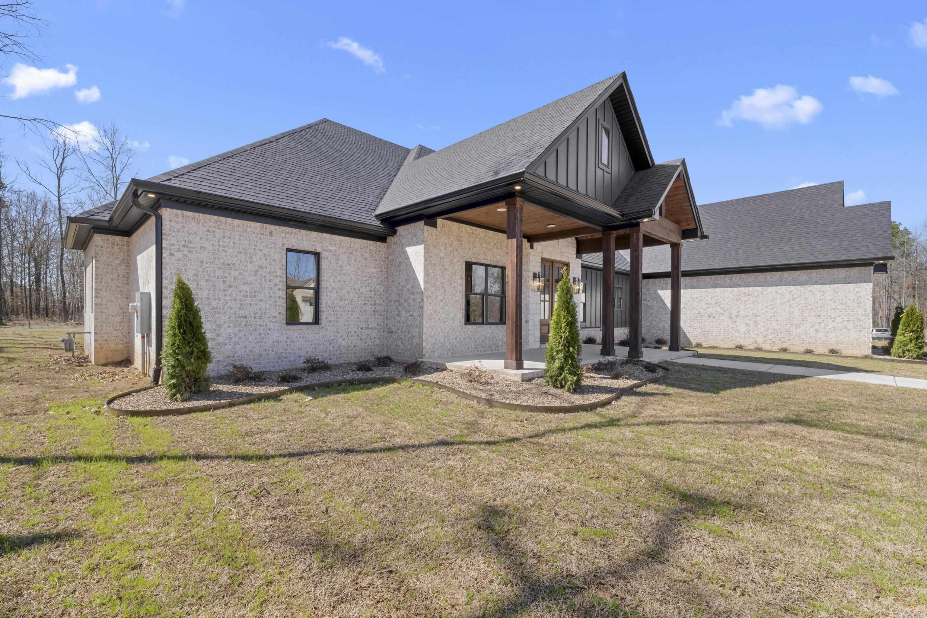 312  Devoe Bend  Maumelle, AR