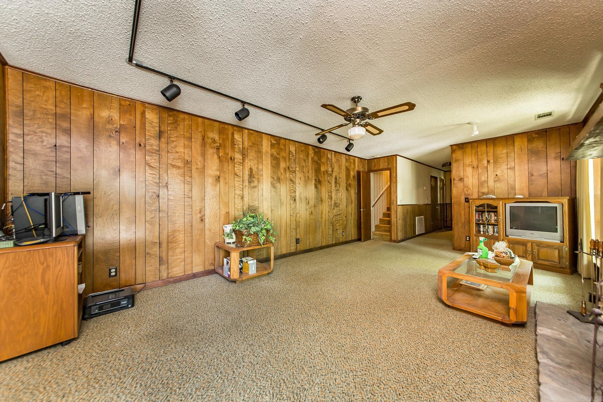 213  Pine Knot  Fairfield Bay, AR