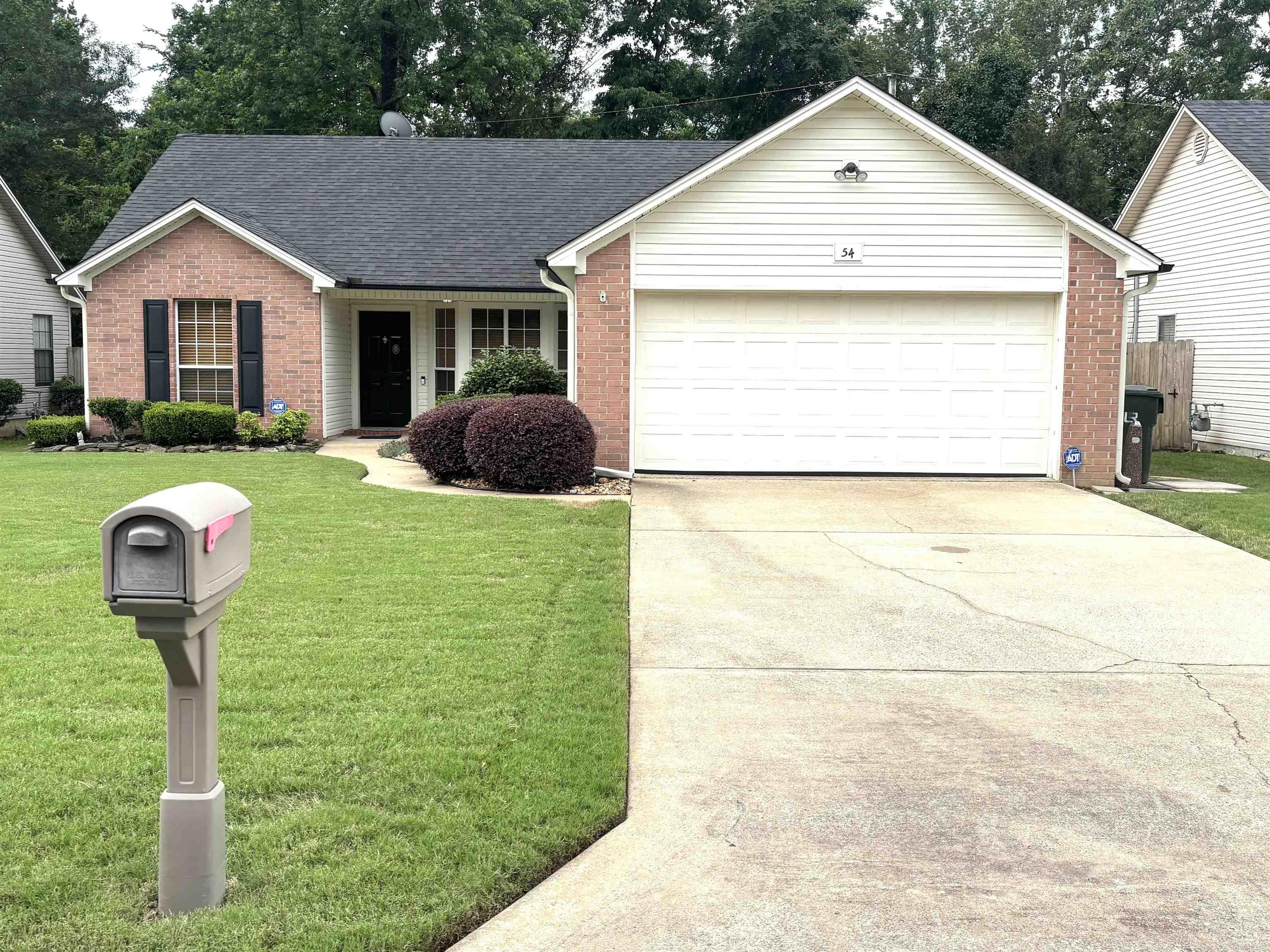 54  Redleaf Cr.  Little Rock, AR