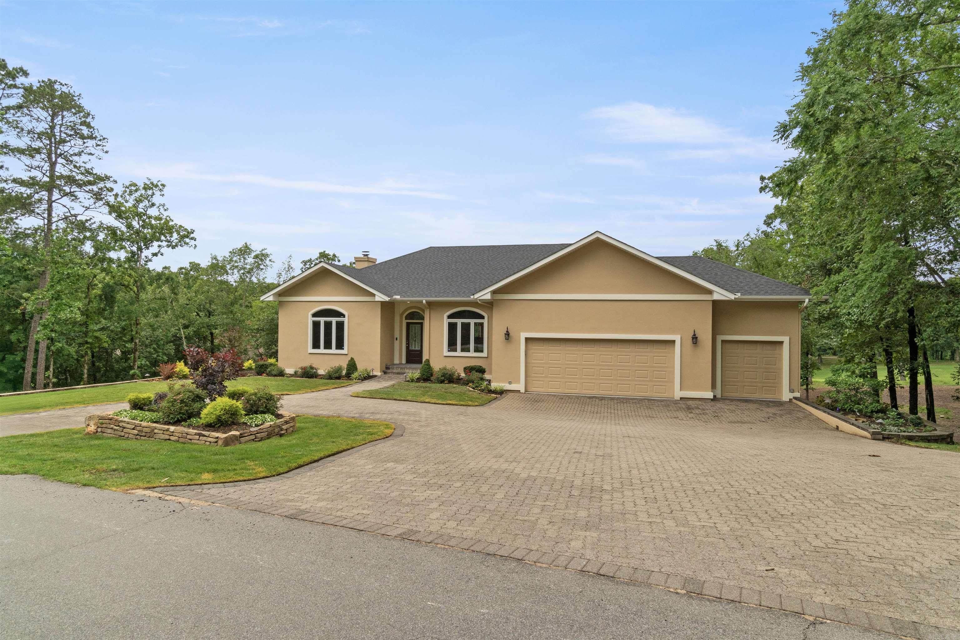 21  Diamante  Hot Springs Village, AR