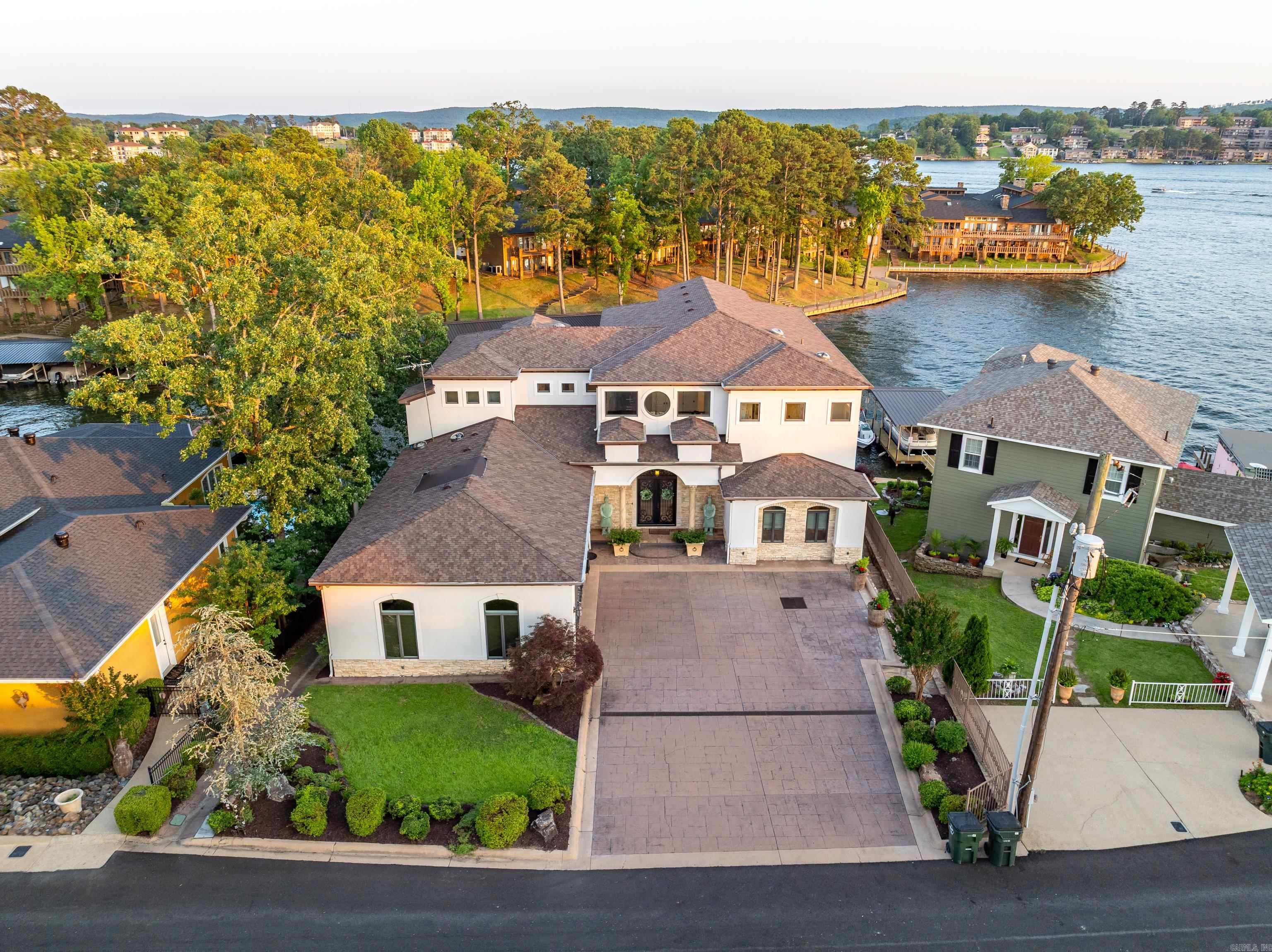 148  Catalina  Hot Springs, AR