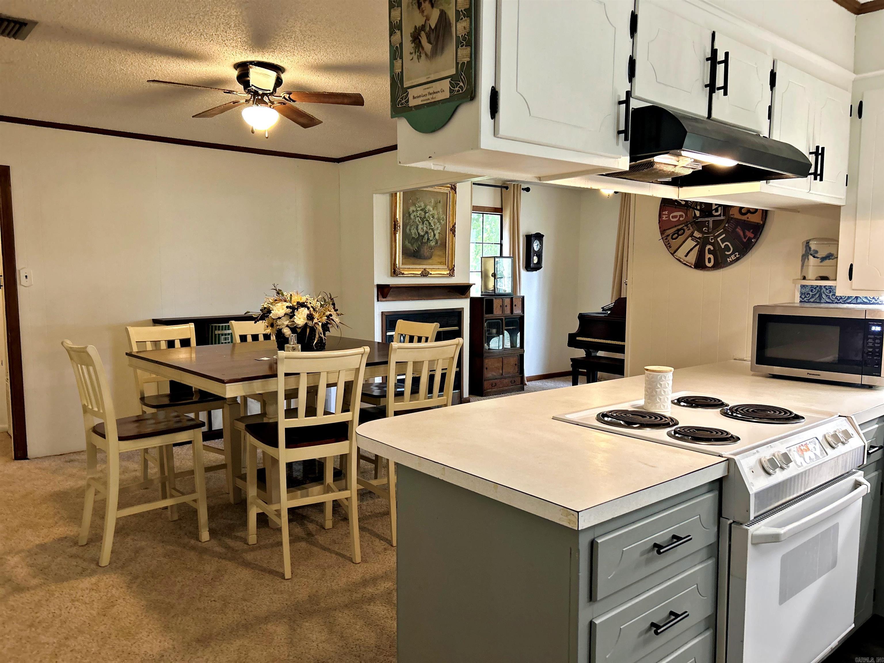 2838  Sylvia  Arkadelphia, AR